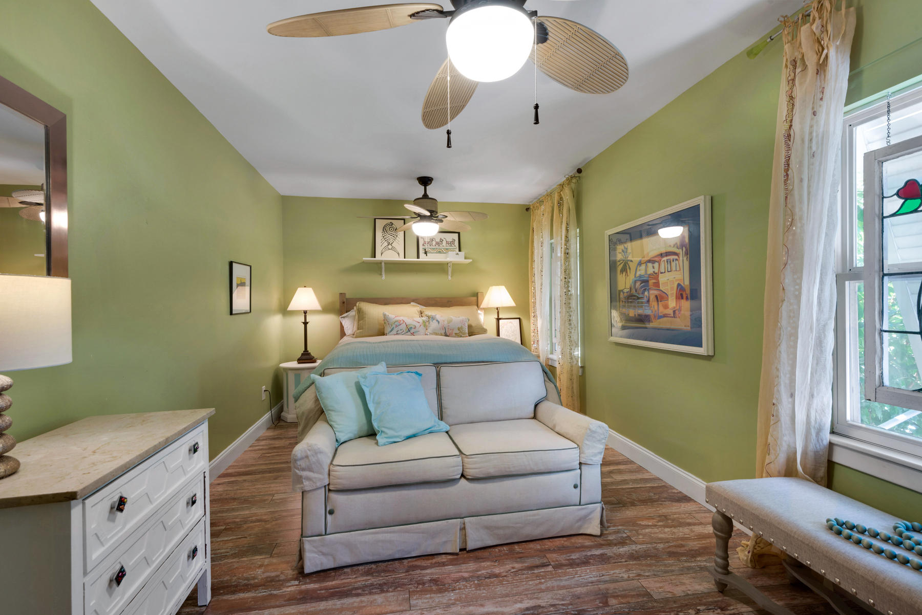 EASTERN LAKE S/D - Residential