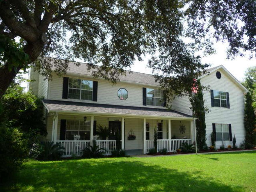 $14,000 price drop. Large/well maintained 5 bedroom/3 full bath family style home in Shalimar/Lake Pointe. Top location/close to everything: Eglin AFB, Hurlburt AFB, schools/churches/recreation/ (golf/marinas), & Destin's world class beaches. Fenced back yard. Nicely landscaped. Sparkling salt water pool (32' x 16') with energy saving pump. 2 heating and cooling systems, and newer/efficient heat pump water heater. Oversized garage with added 15'x 14' workshop! Kitchen has center island, granite counters & stainless steel appliances. Family room off kitchen with fireplace. Formal living & dining rooms too! Large enclosed sunroom overlooking pool area. Long/wide driveway for rec vehicle parking. Home has lots to offer. Seller will pay up to $5,000 of buyer's closing costs. See it today!!