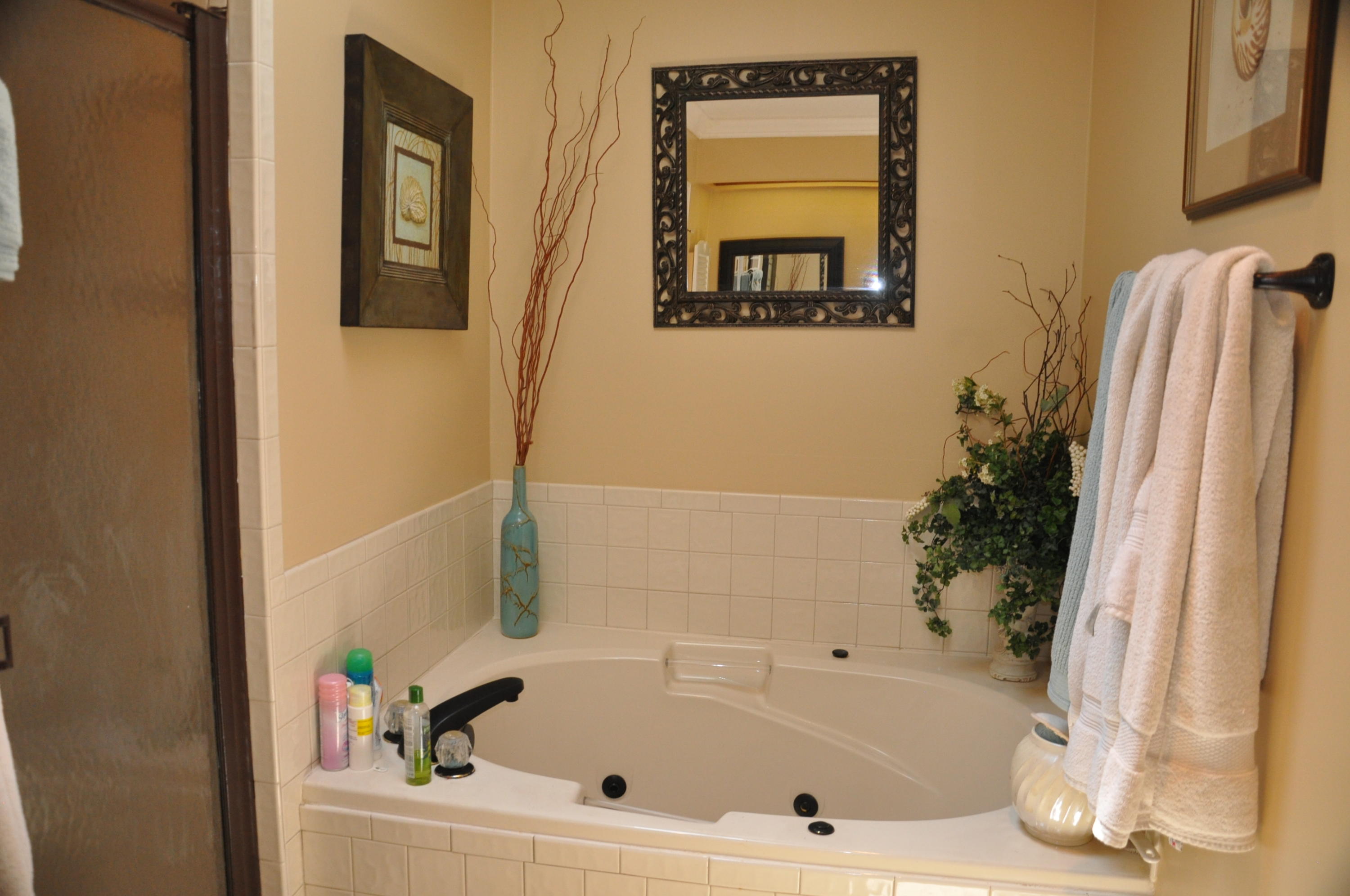 LAKE POINTE at lake Lorraine/Shalimar - Residential