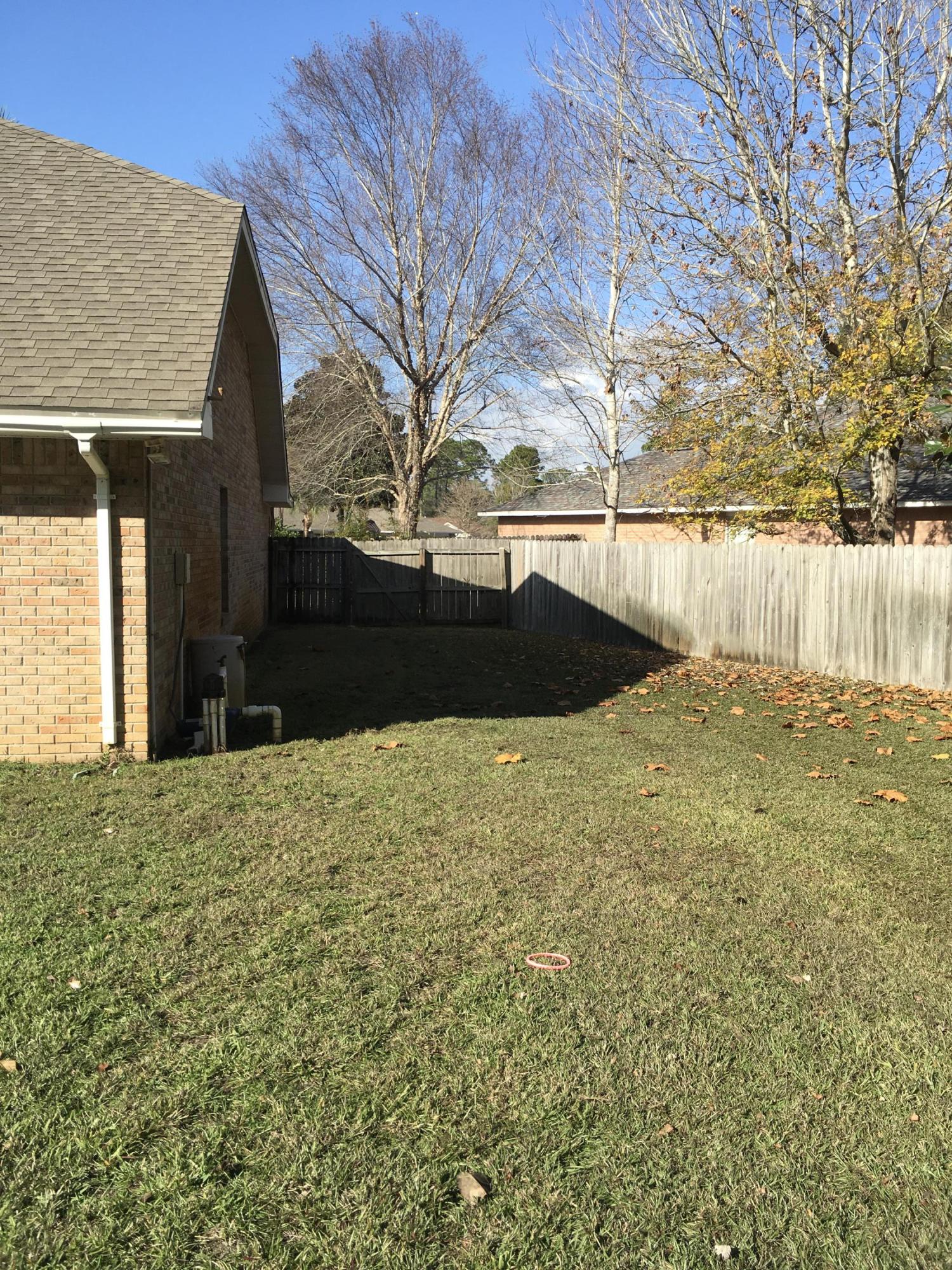 RAINTREE ESTATES - Residential Lease