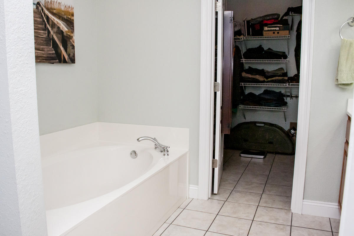 GRANDVIEW HEIGHTS - Residential Lease