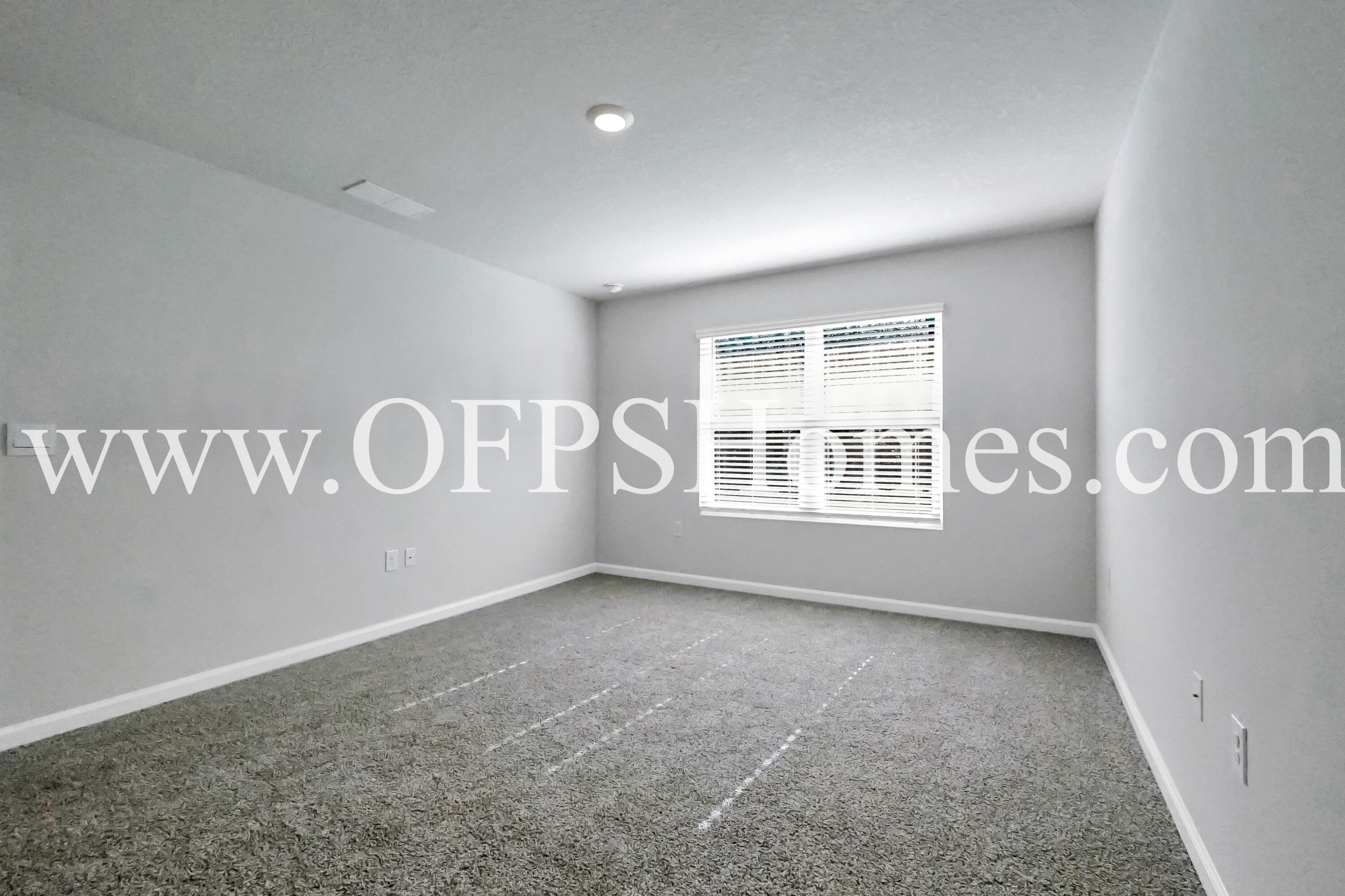 SILVER LAKE VILLAGE - Residential Lease