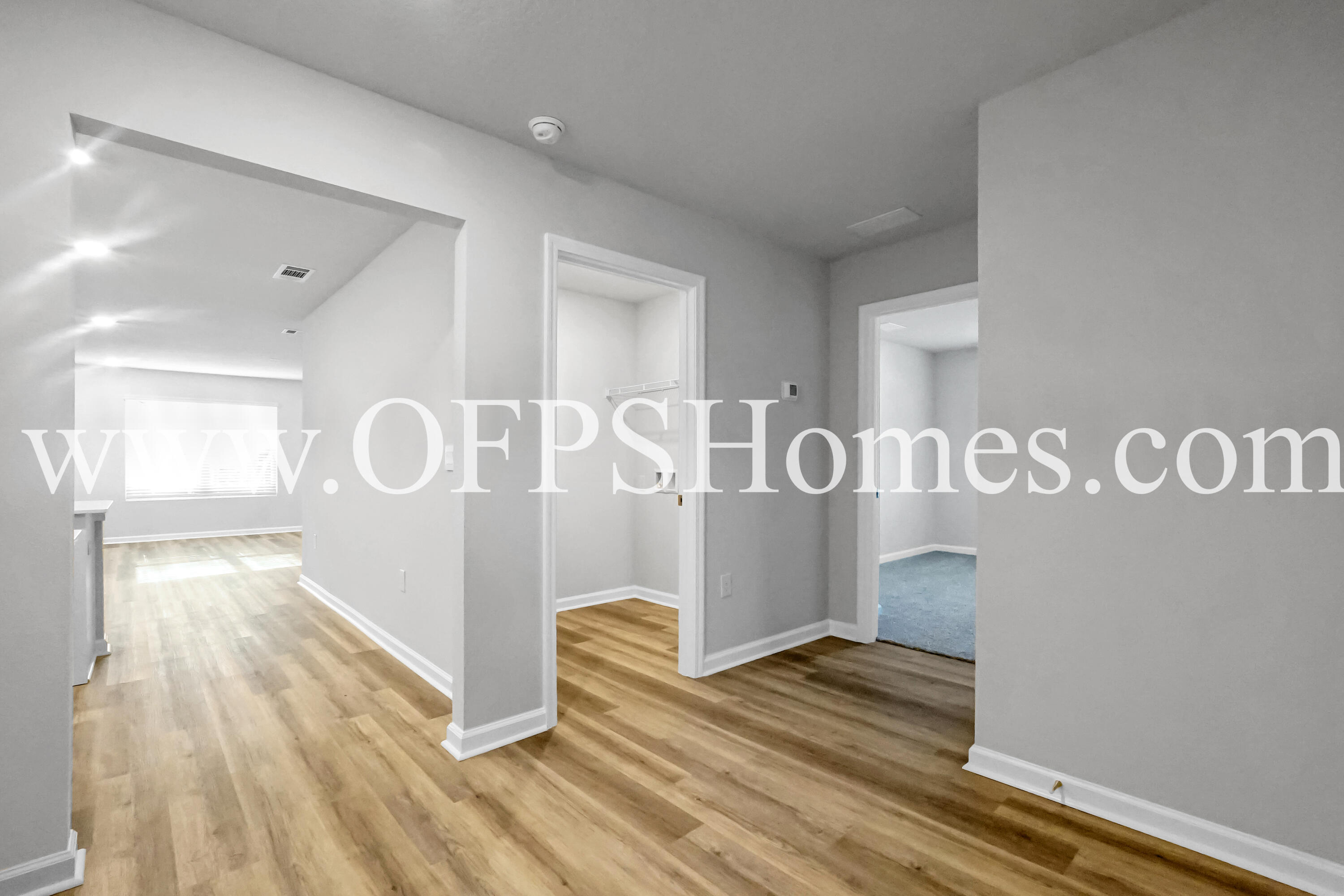 SILVER LAKE VILLAGE - Residential Lease