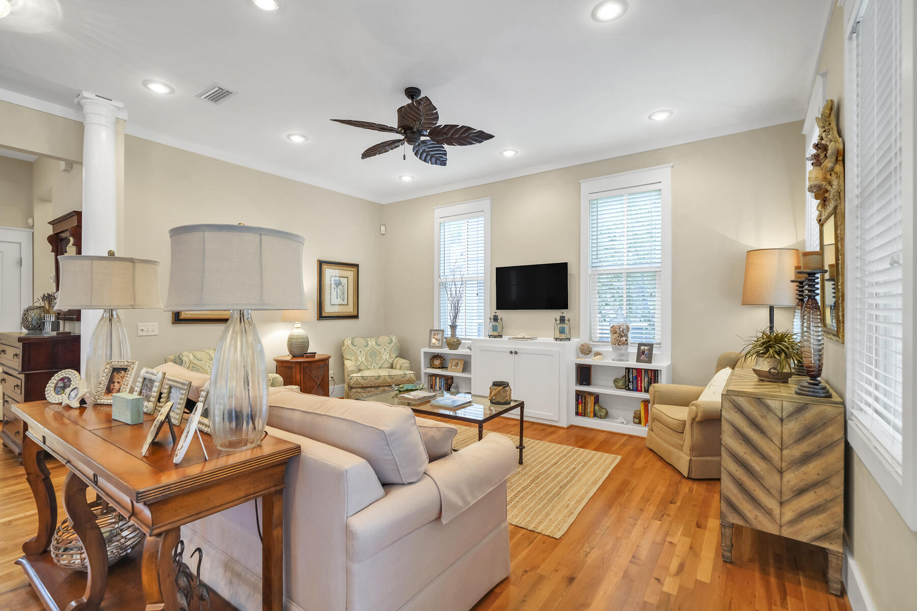 SUMMER'S EDGE - Residential