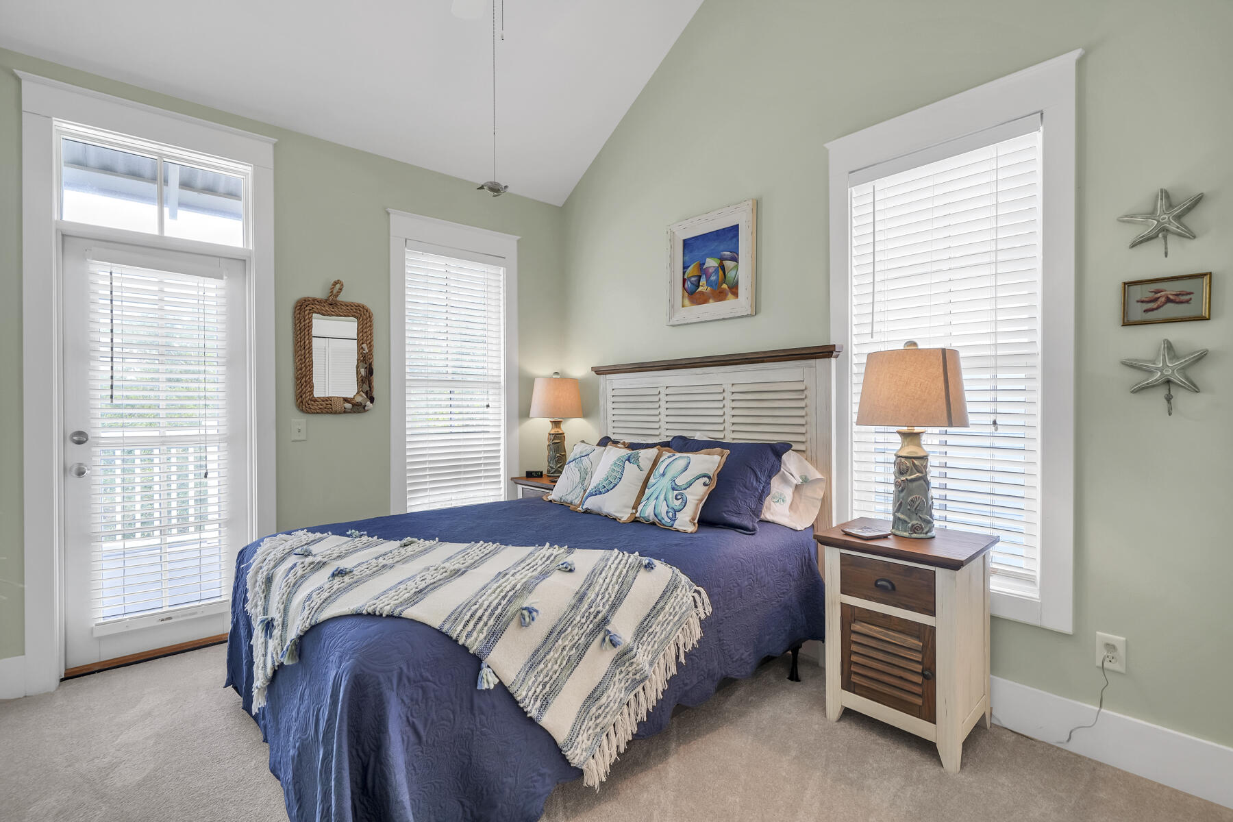 SUMMER'S EDGE - Residential