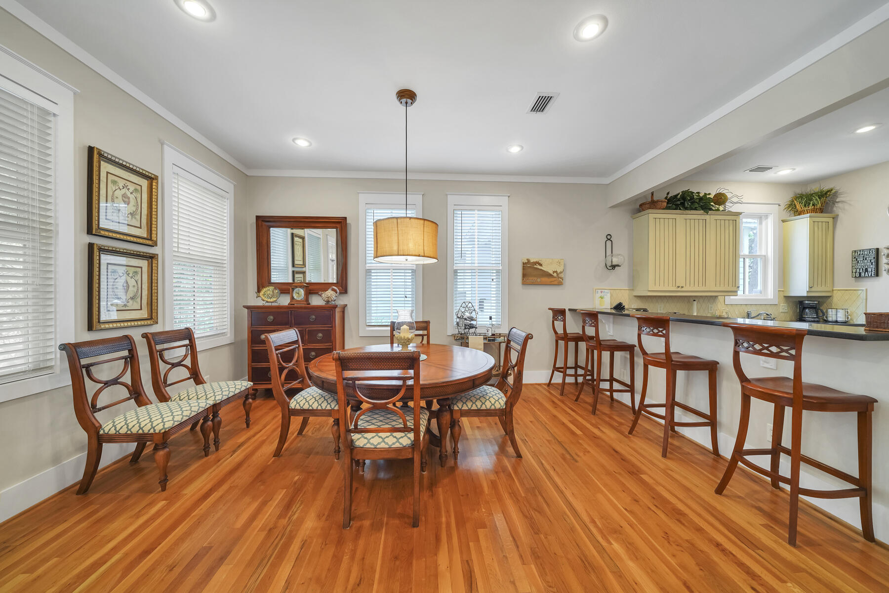 SUMMER'S EDGE - Residential