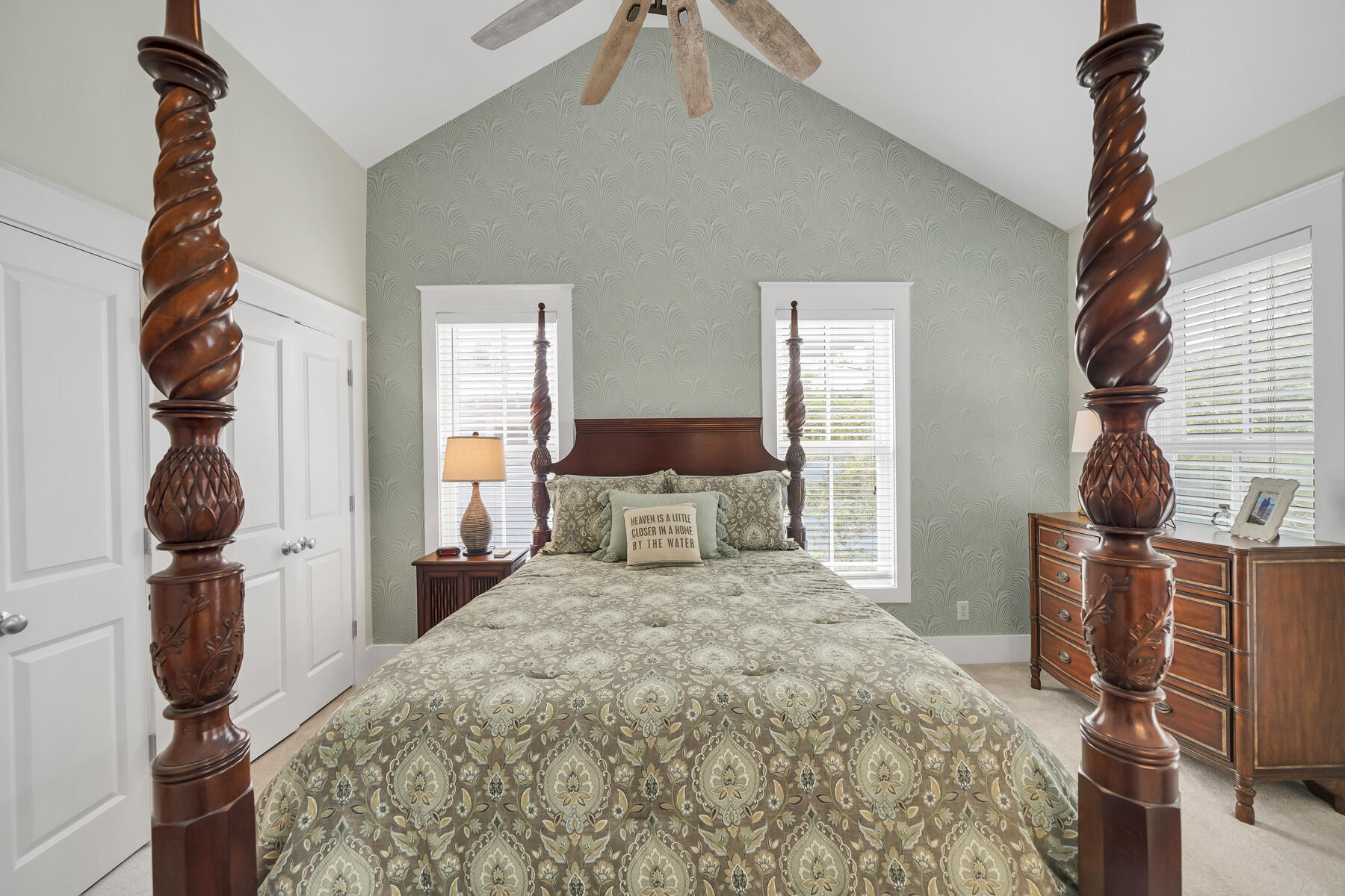 SUMMER'S EDGE - Residential