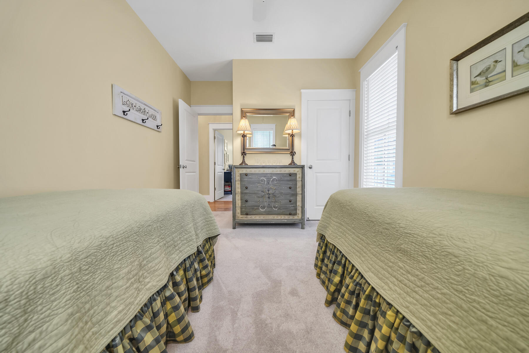 SUMMER'S EDGE - Residential