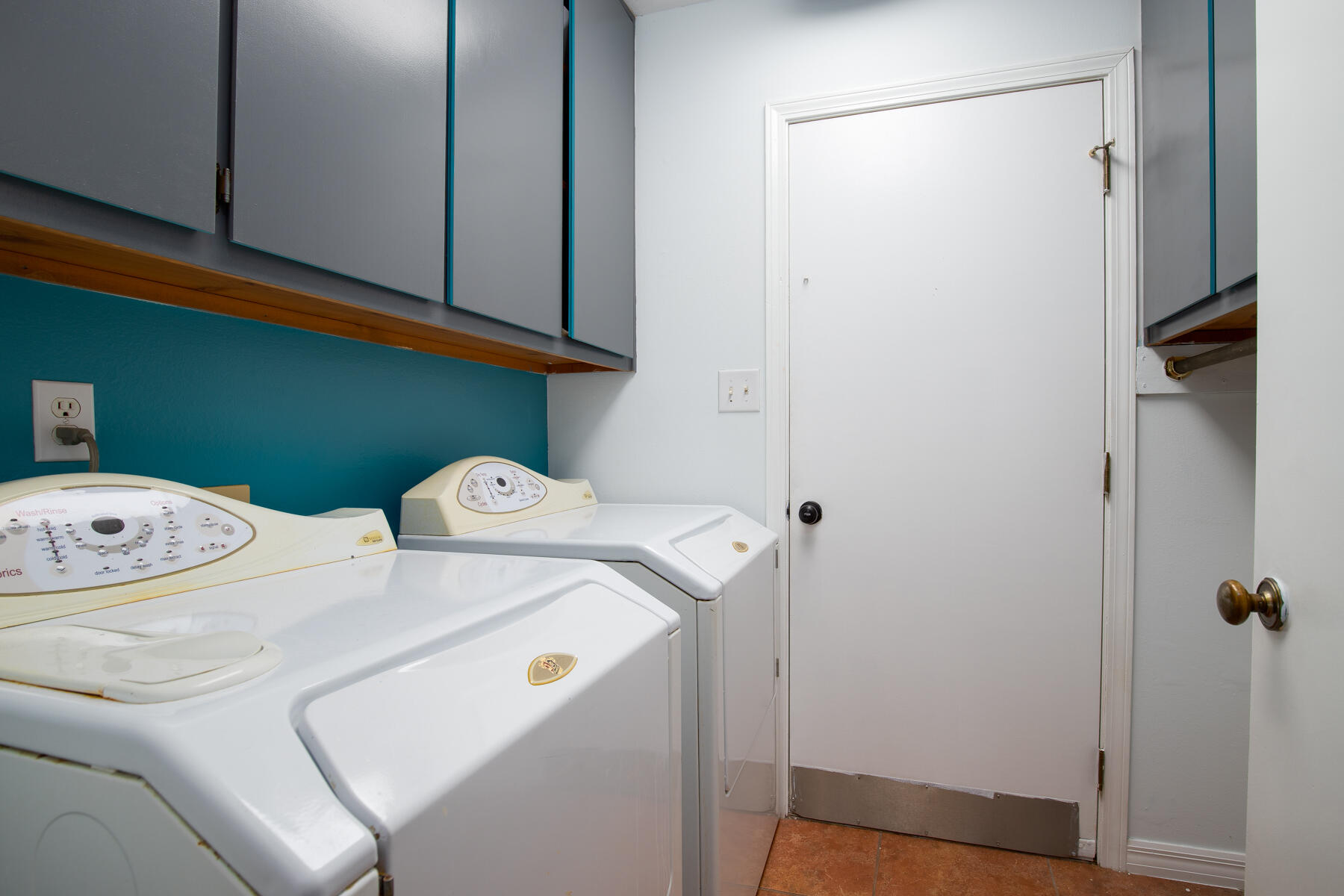 ALPINE BEACH - Residential