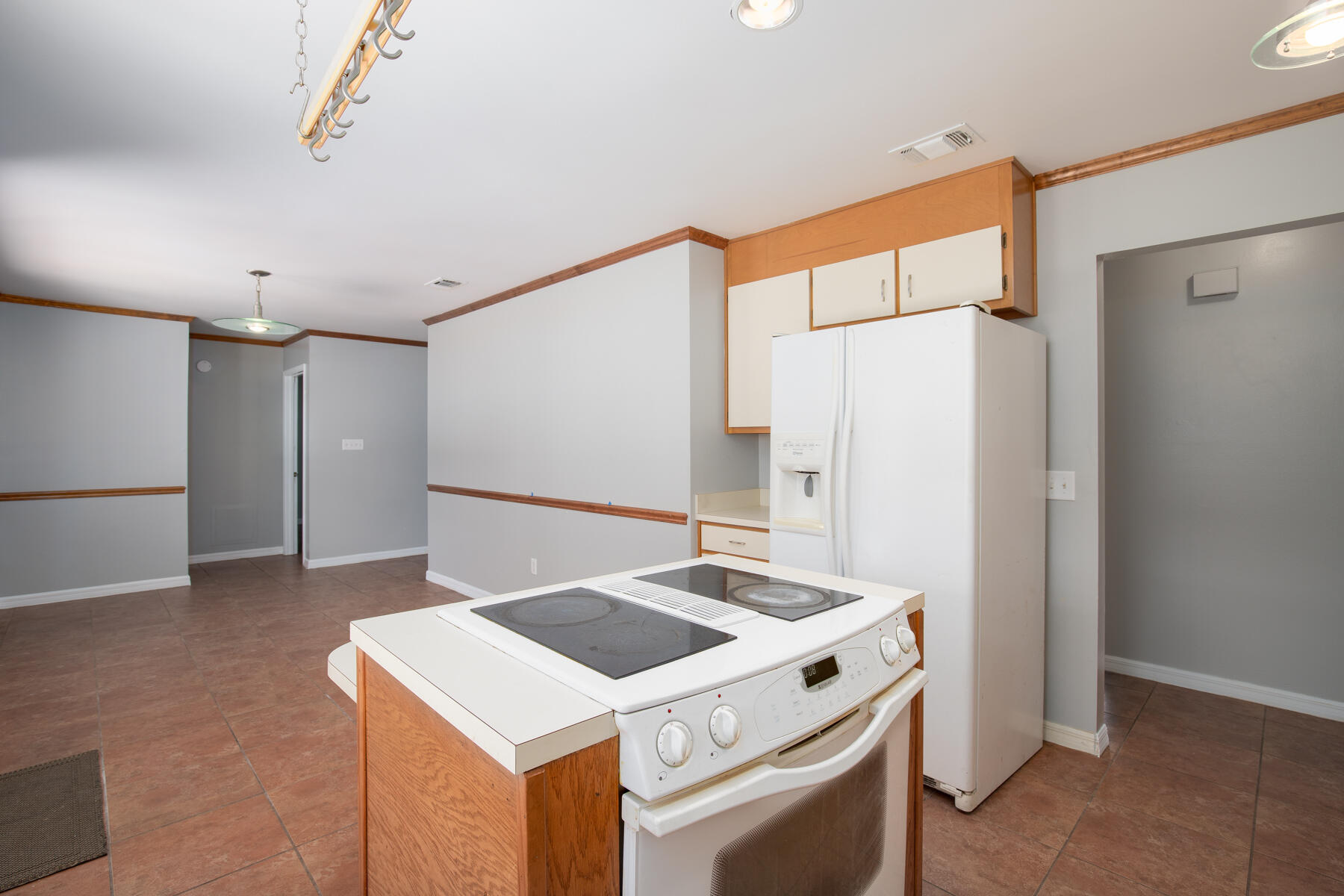 ALPINE BEACH - Residential