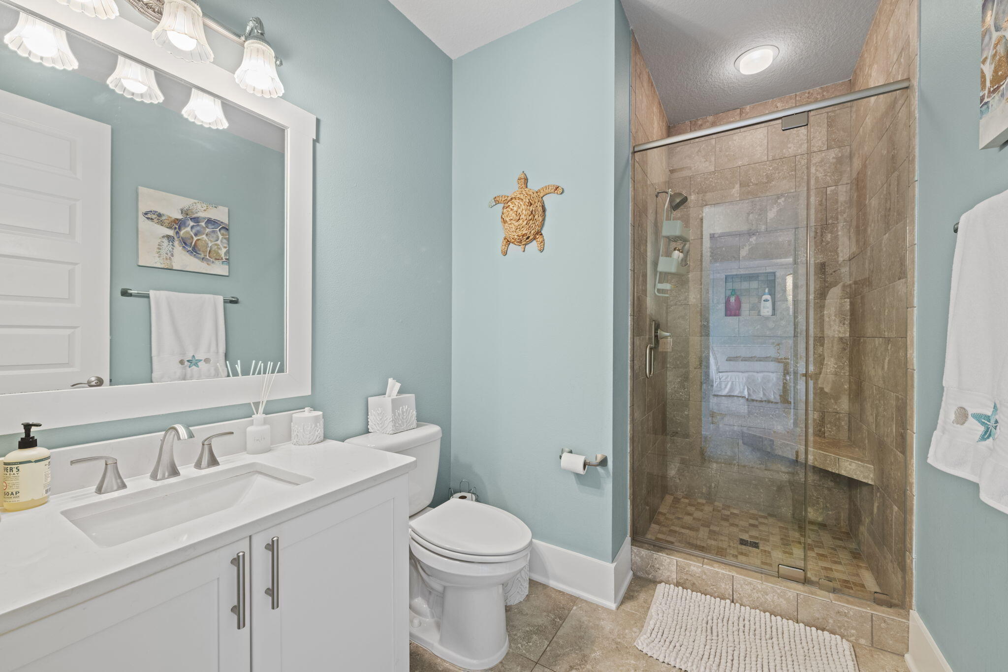 WHISPER BAY - Residential