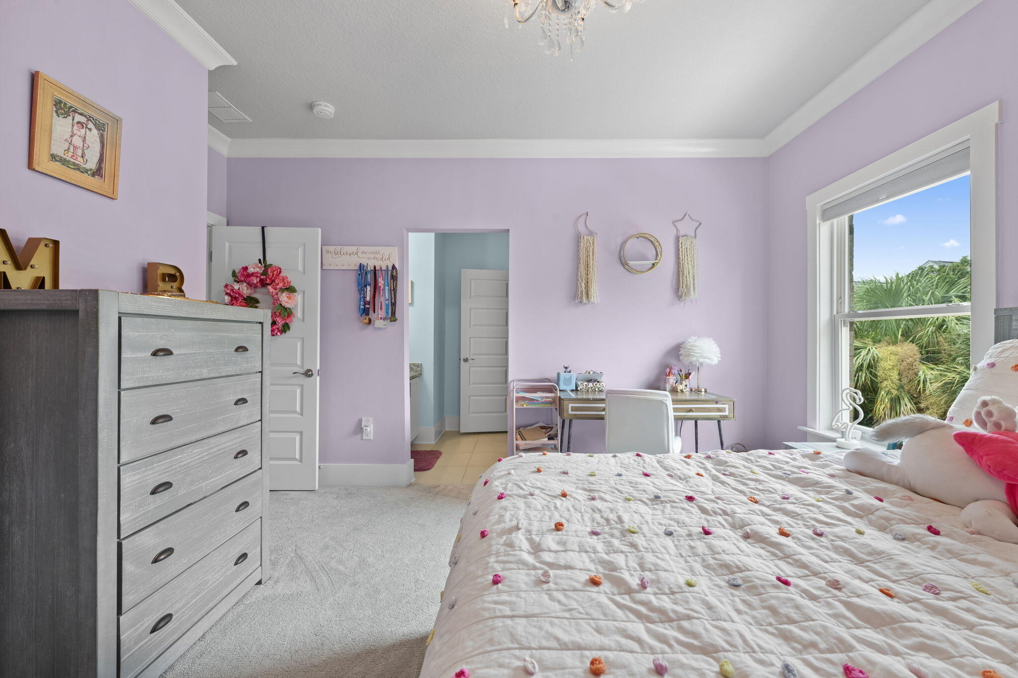 WHISPER BAY - Residential