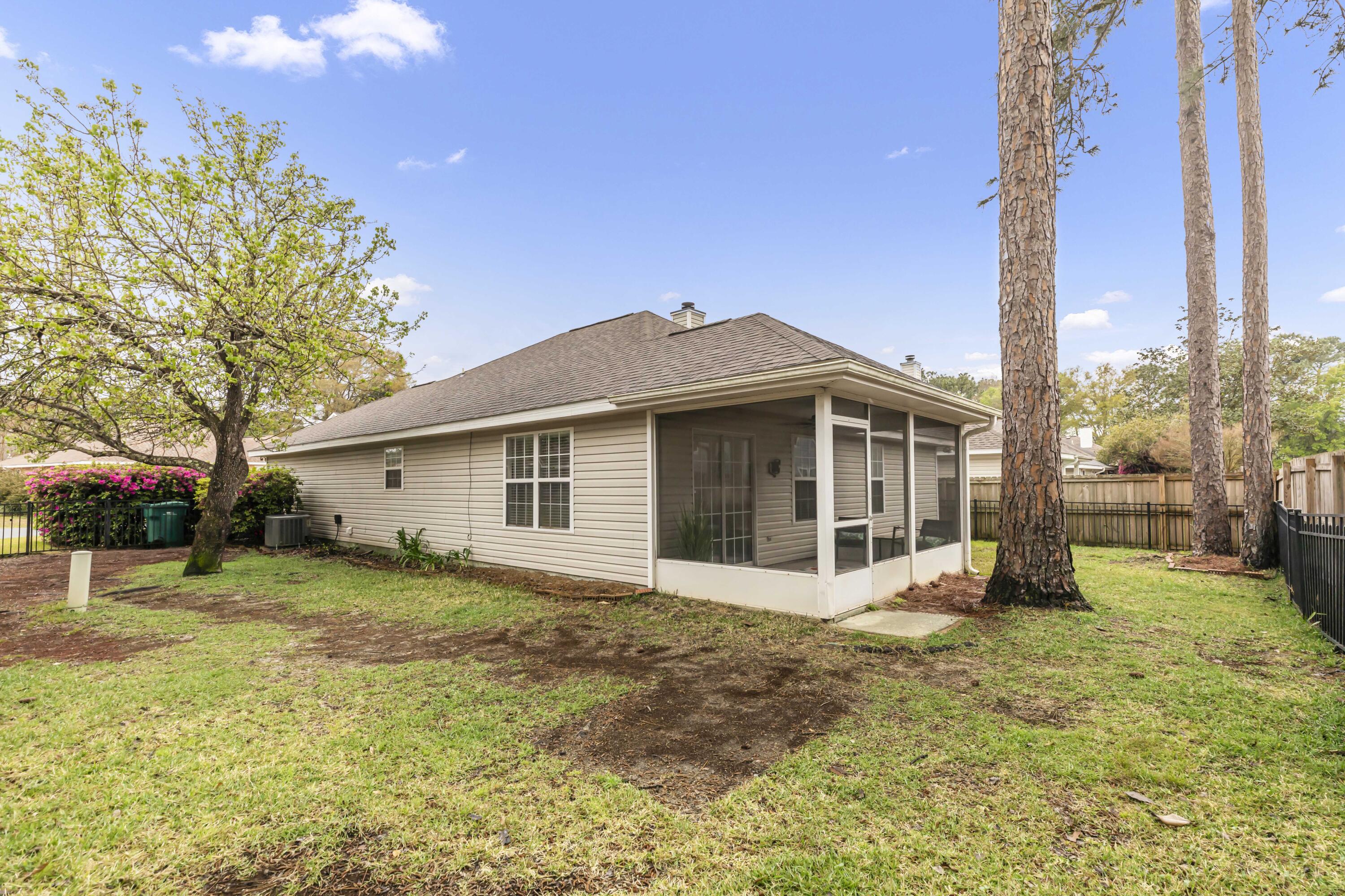 MILLERS RUN AT BLUEWATER BAY - Residential