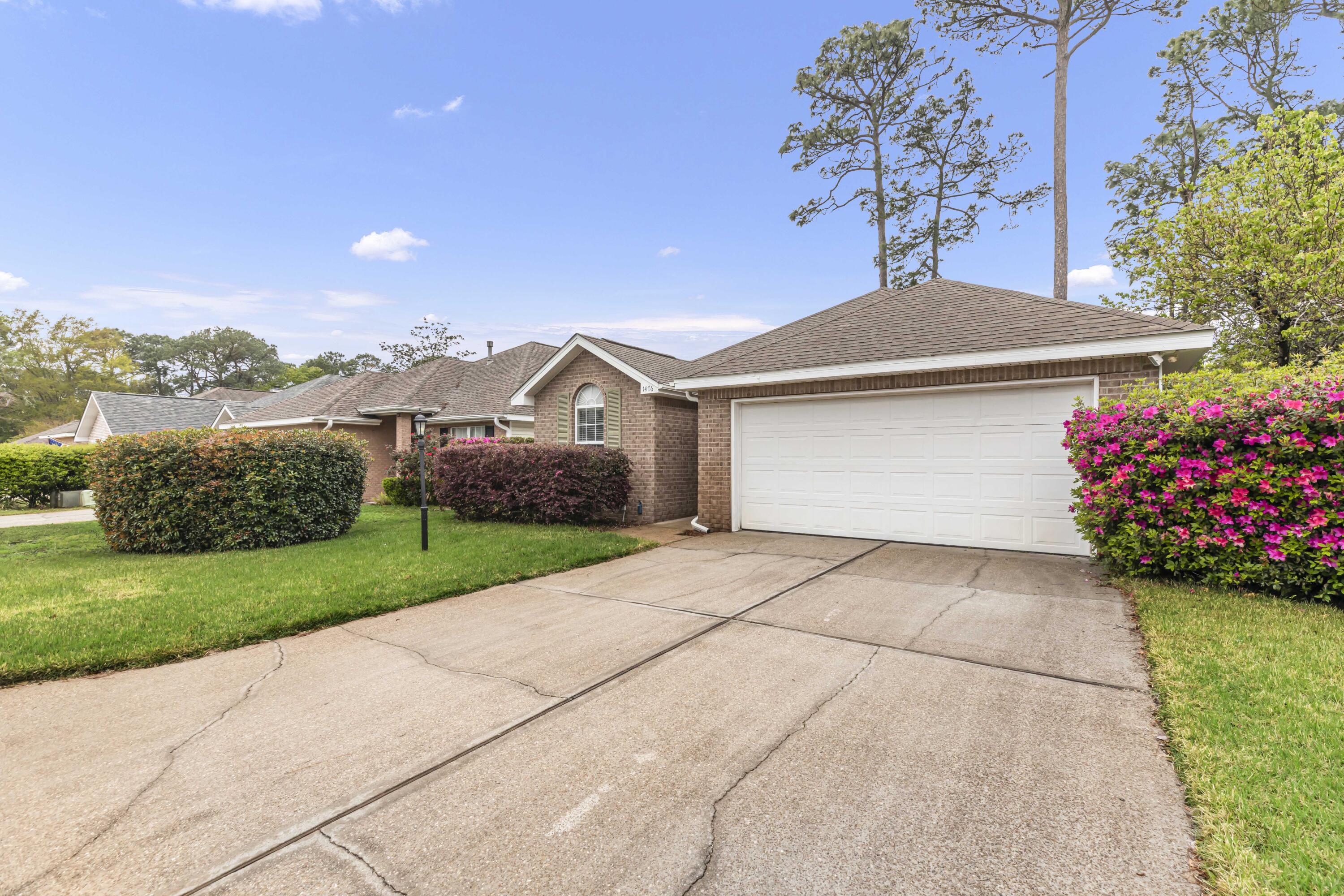 MILLERS RUN AT BLUEWATER BAY - Residential