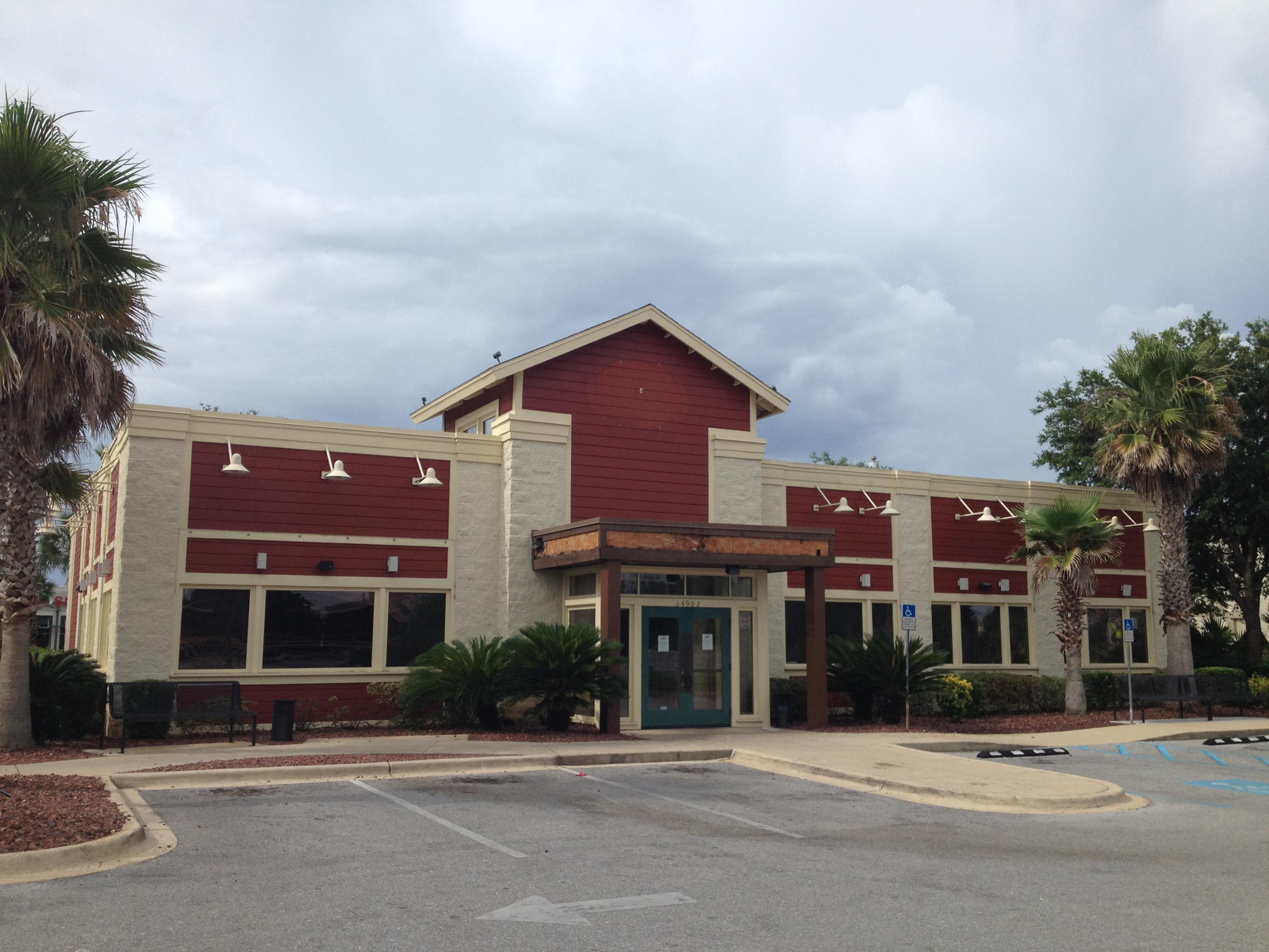 5550 SF FREESTANDING RESTAURANT, FORMERLY CHILI'S AVAILABLE FOR LEASE. THIS LOCATION IS AT MAIN & MAIN IN THE DESTIN MARKET. 52,000 CARS PER DAY DRIVE THE SITE. THIS IS AN OUTPARCEL WITHIN THE CRYSTAL BEACH PLAZA SHOPPING CENTER WHICH IS ANCHORED BY BARNES & NOBLE, OUTBACK STEAKHOUSE, MILLER'S ALE HOUSE AND OTHERS. PLEASE FIND ATTACHED A MARKETING FLYER FOR THE PROPERTY. PLEASE CALL BRETT STUART 850.865.9123 FOR ADDITIONAL DETAILS.