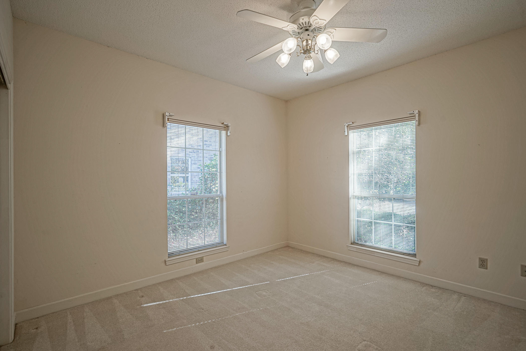 BAYOU POQUITO - Residential