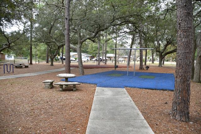 BAYOU POQUITO - Residential