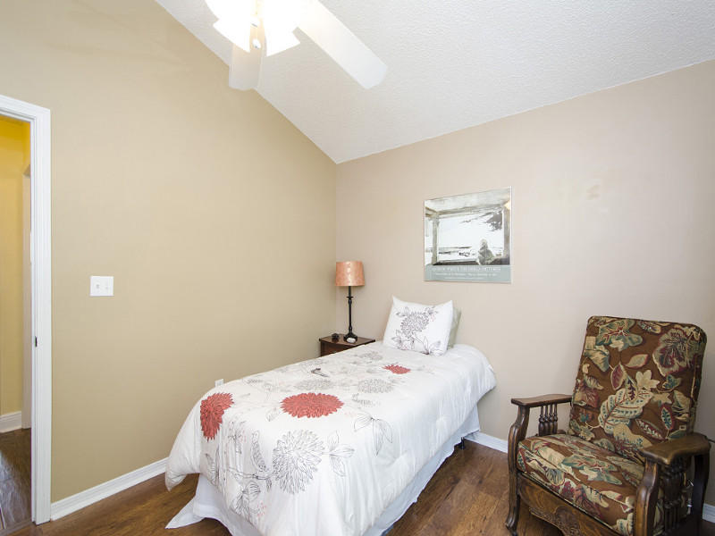 PARKWOOD PLACE AT BLUEWATER BAY - Residential