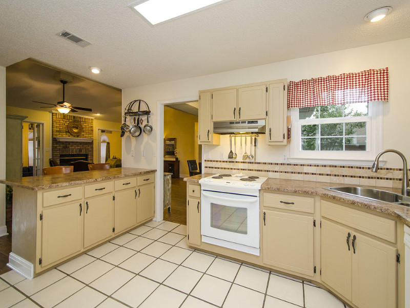 PARKWOOD PLACE AT BLUEWATER BAY - Residential