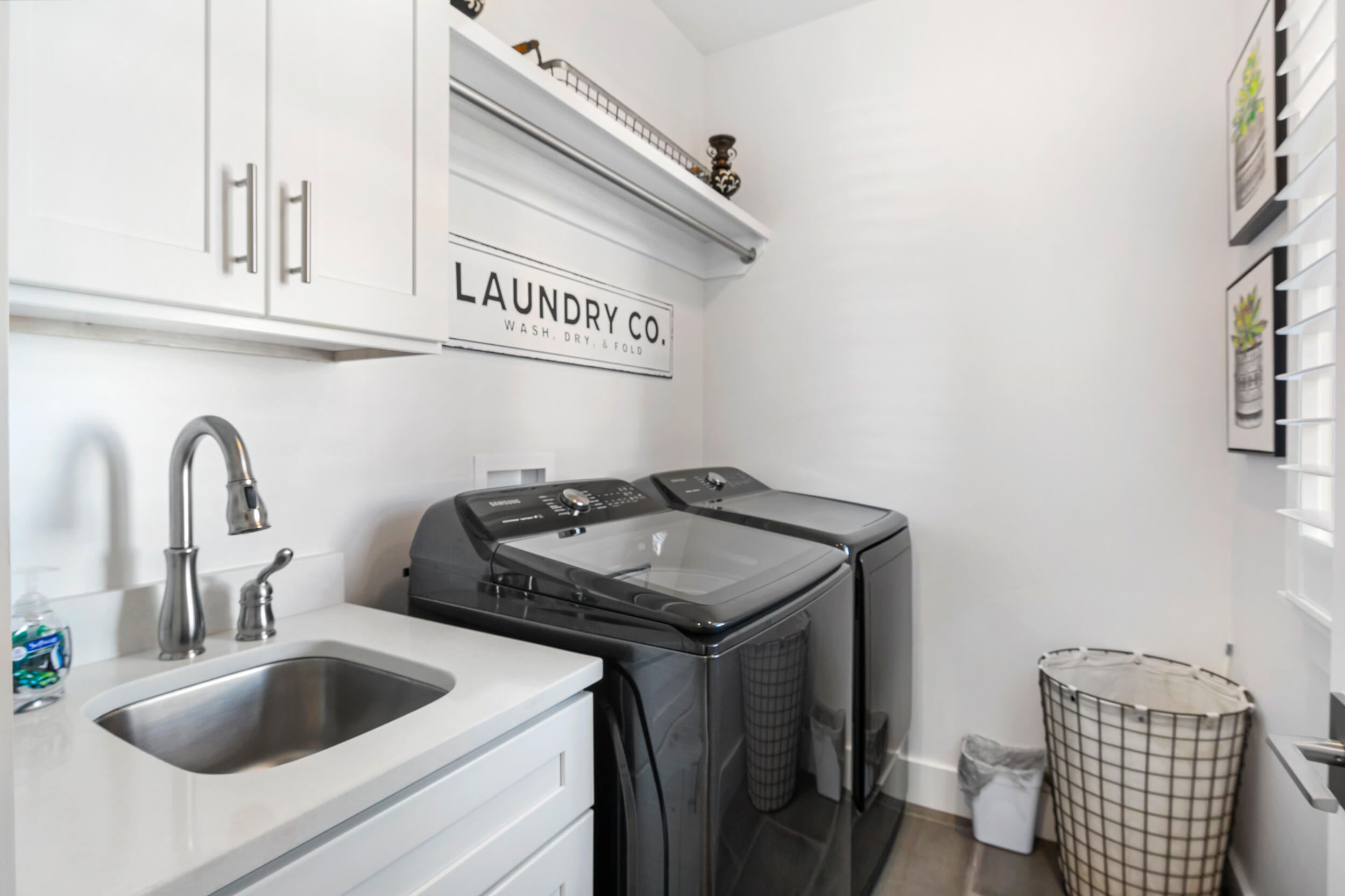 FRANGISTA BEACH 2ND ADDN - Residential