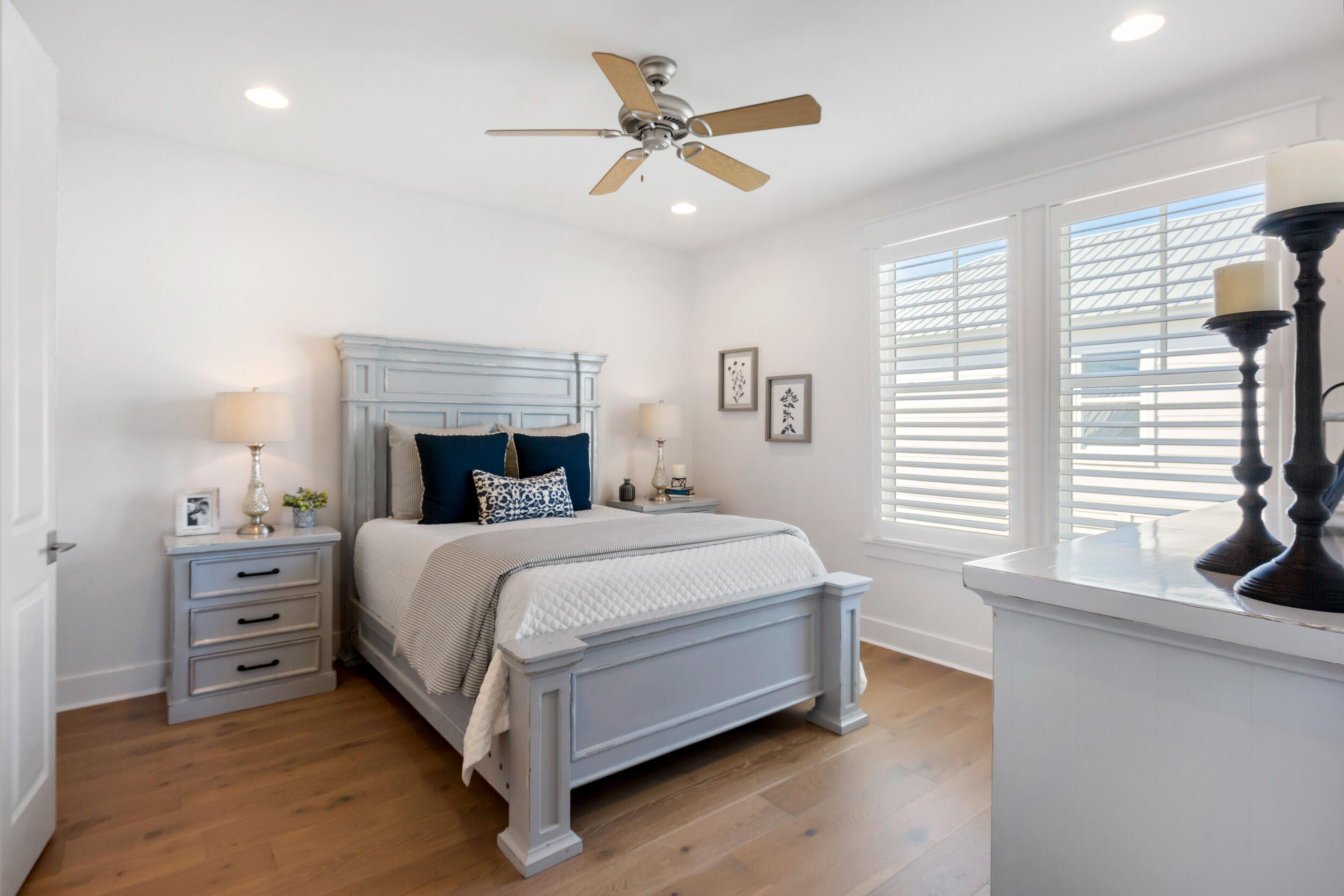 FRANGISTA BEACH 2ND ADDN - Residential