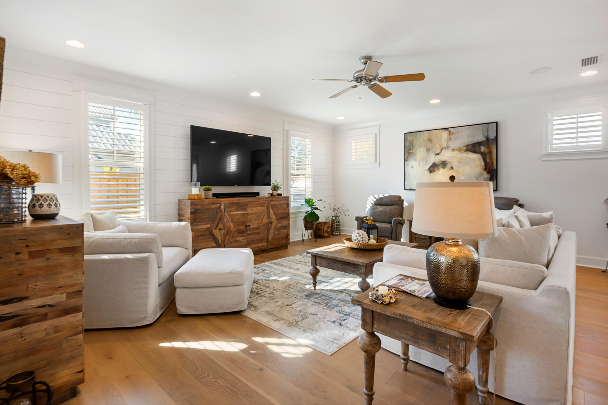 FRANGISTA BEACH 2ND ADDN - Residential