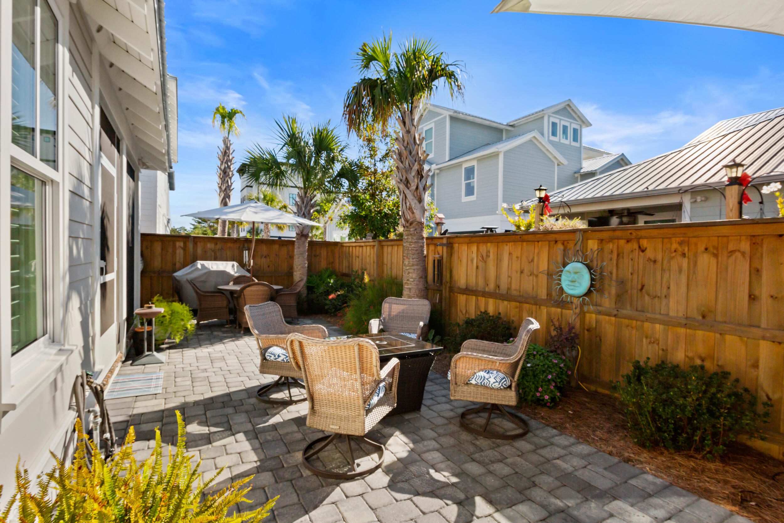 FRANGISTA BEACH 2ND ADDN - Residential