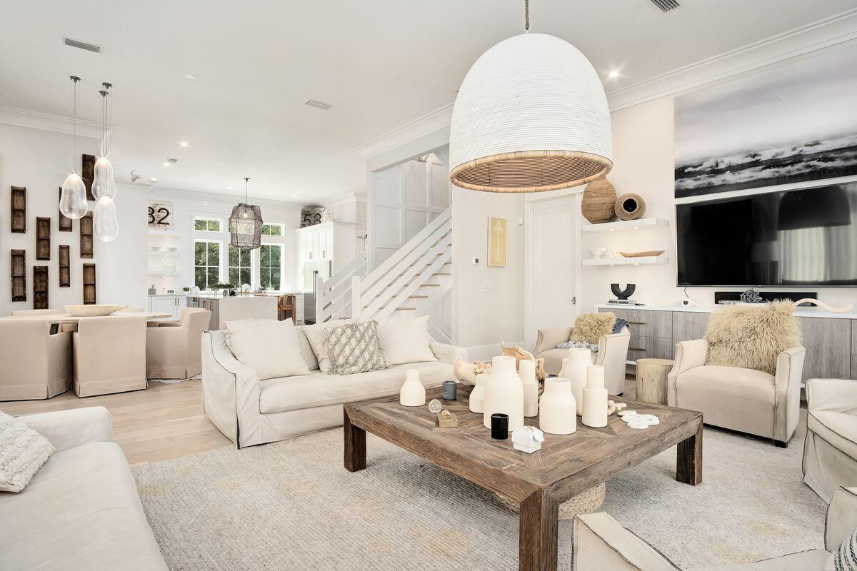BEACH HIGHLANDS - Residential