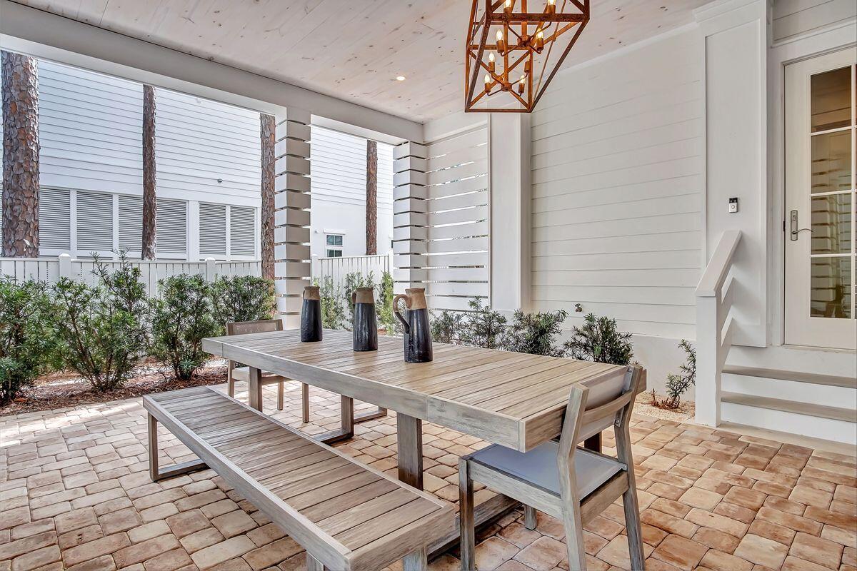 BEACH HIGHLANDS - Residential