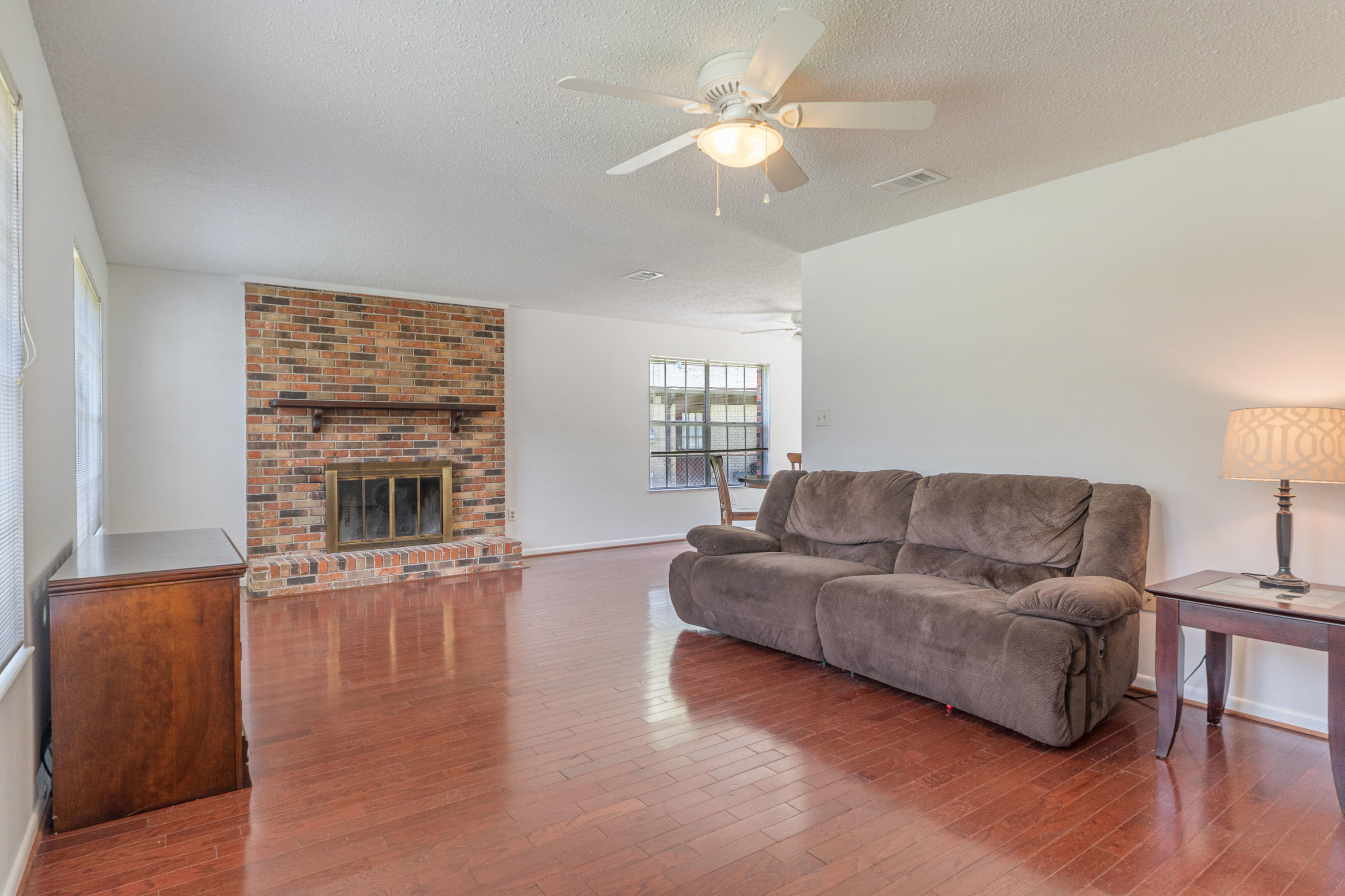 BAYOU WOODS - Residential