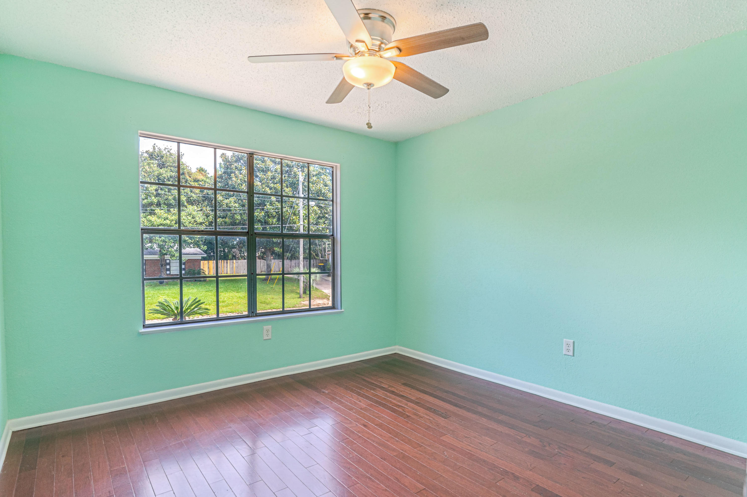 BAYOU WOODS - Residential