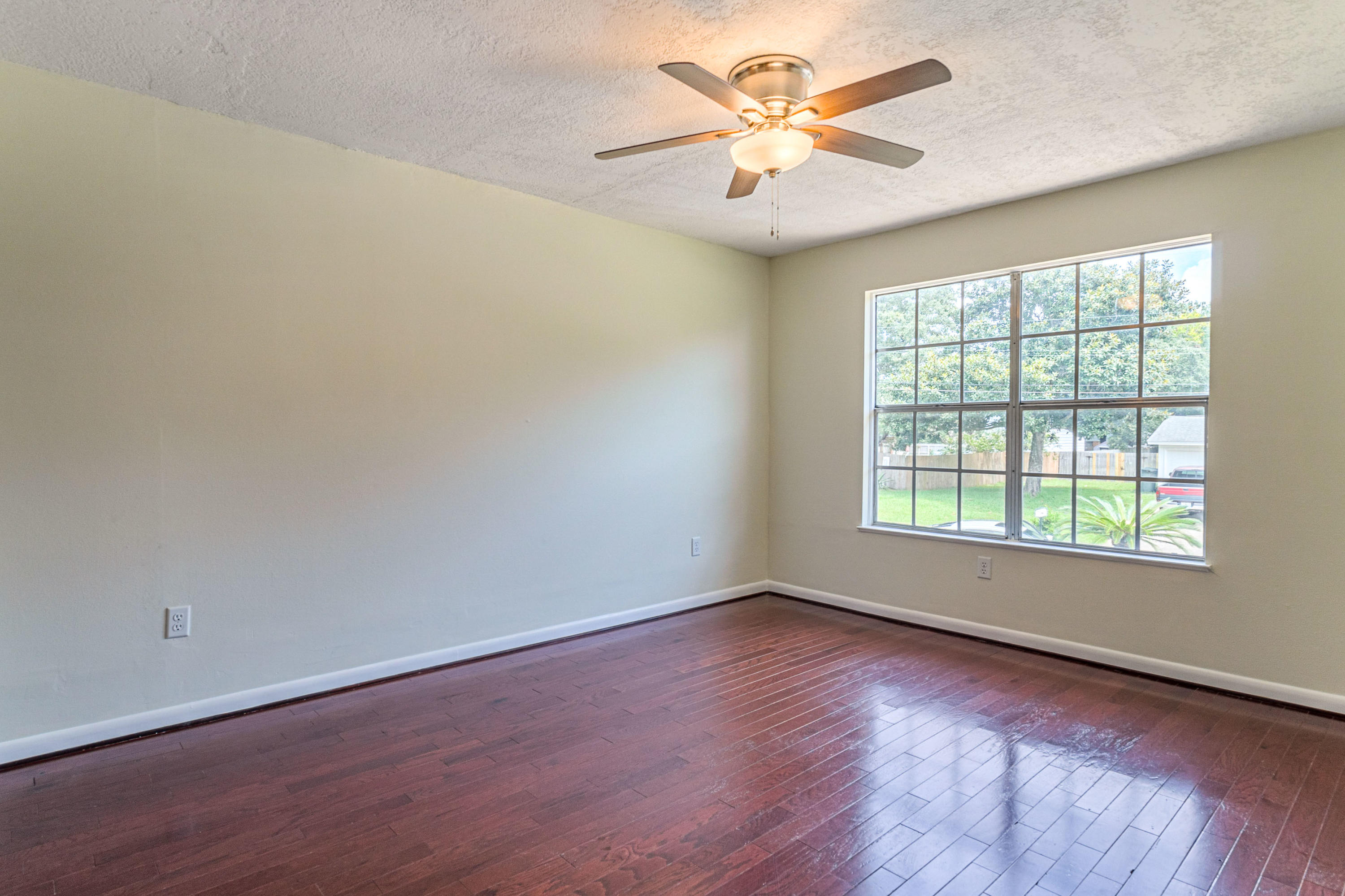 BAYOU WOODS - Residential