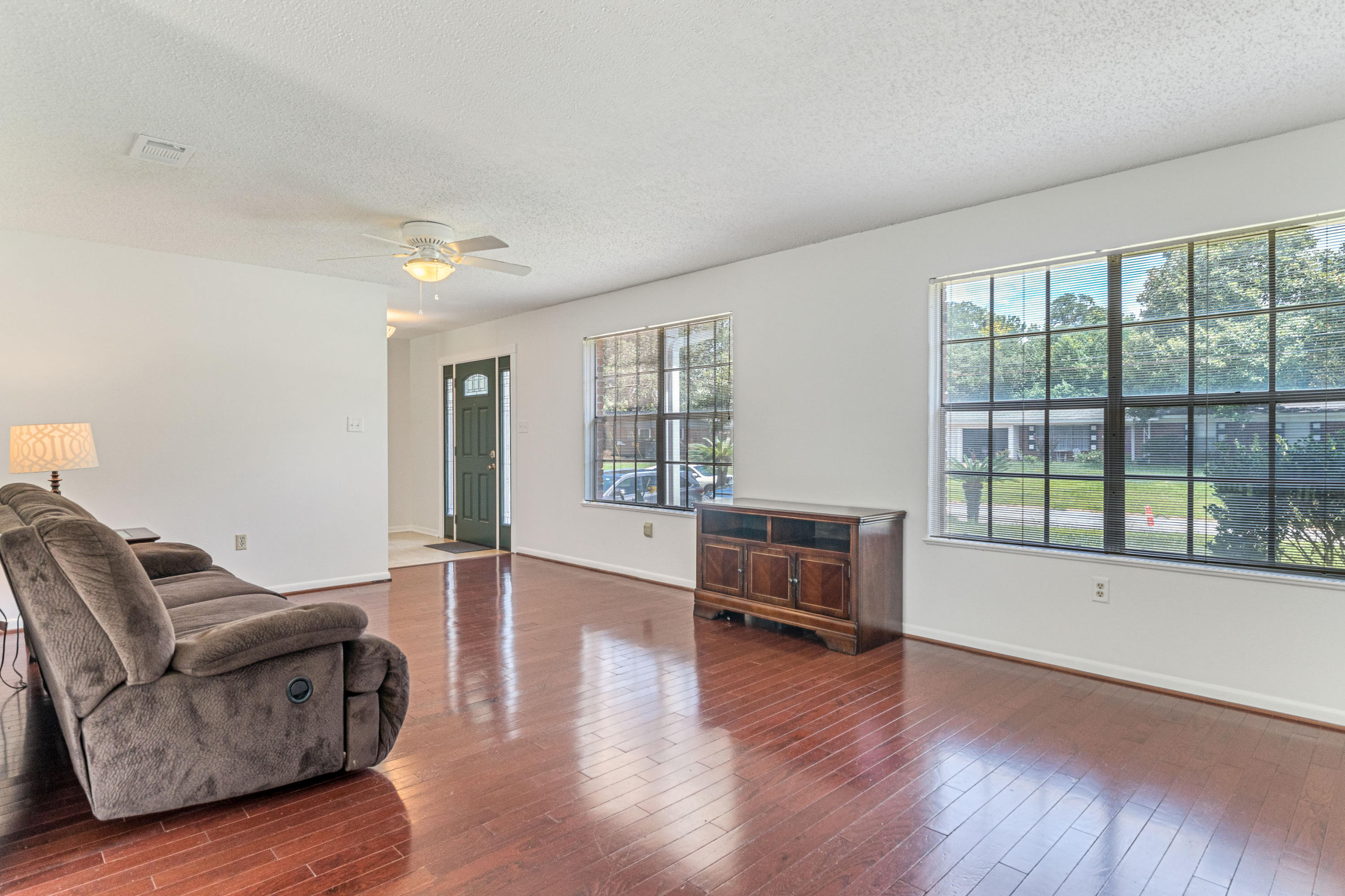 BAYOU WOODS - Residential