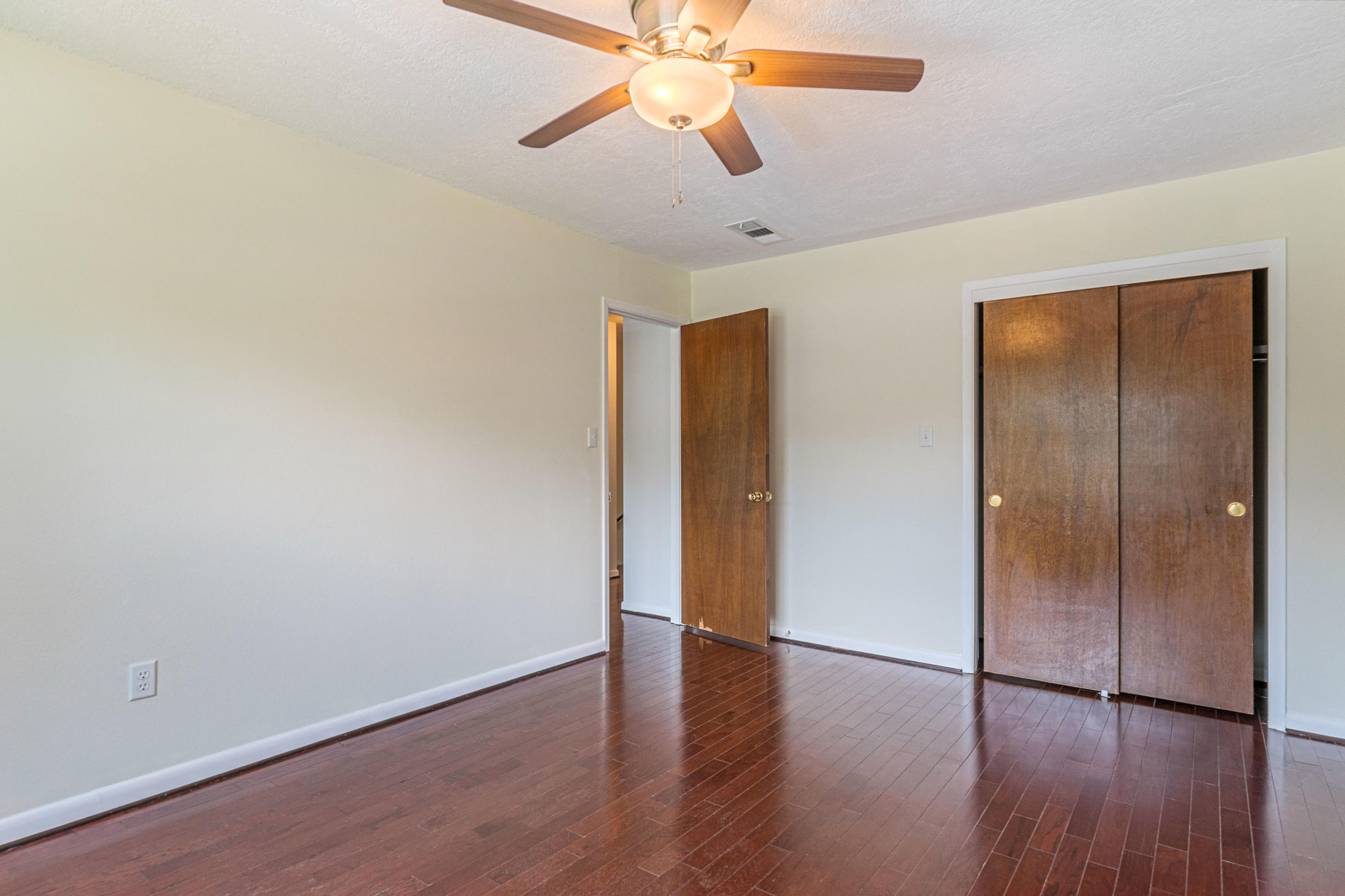 BAYOU WOODS - Residential