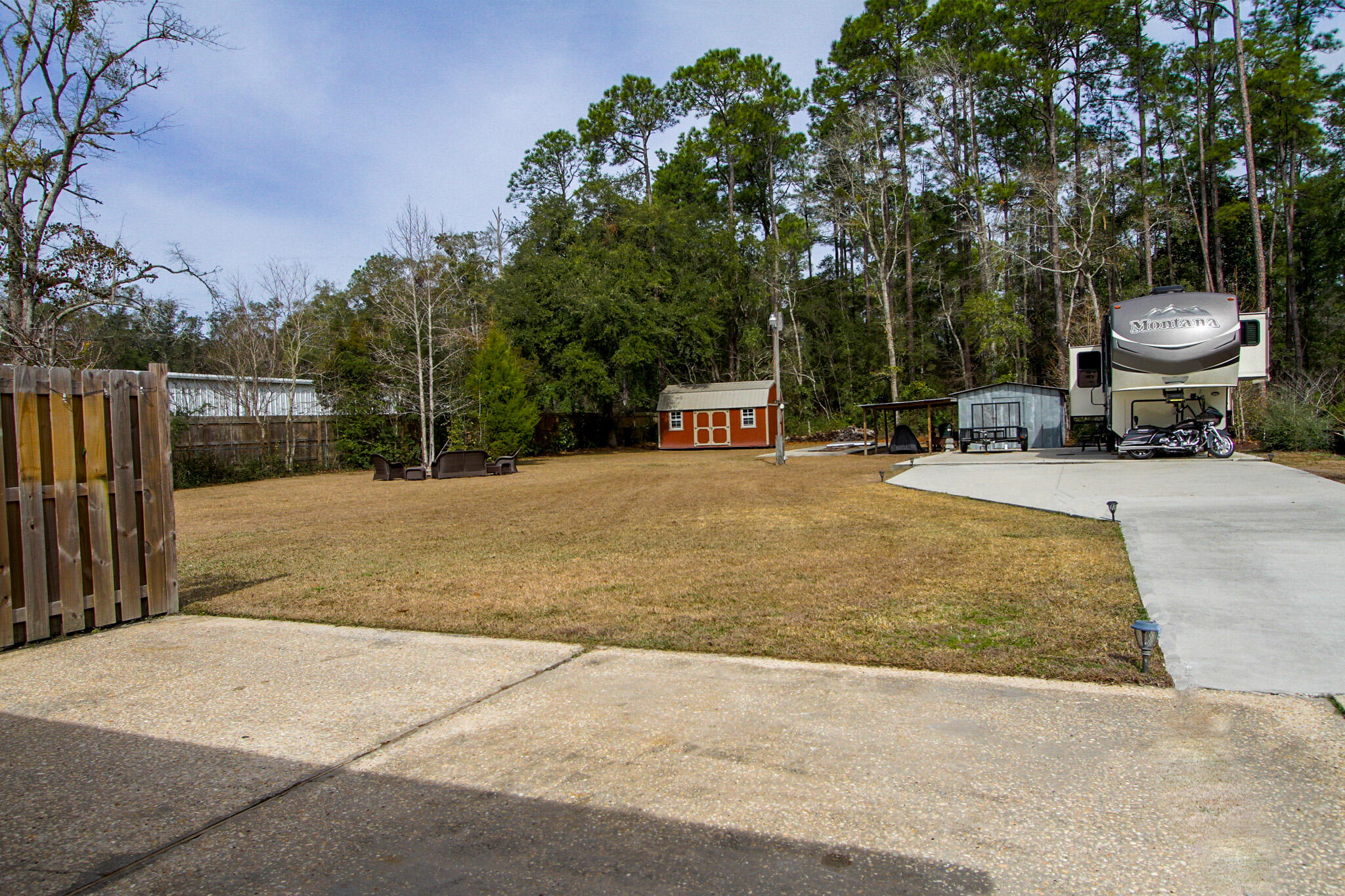 NO RECORDED SUBDIVISION - Residential