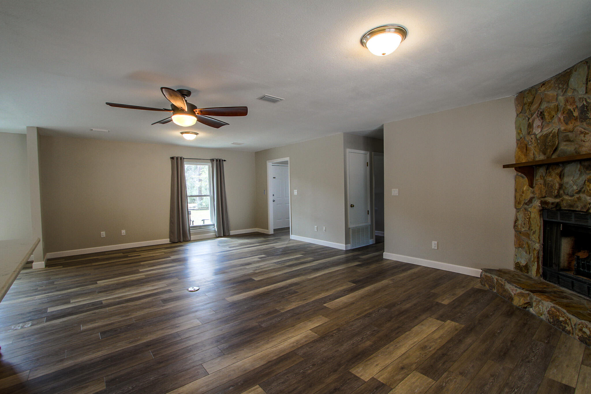 NO RECORDED SUBDIVISION - Residential