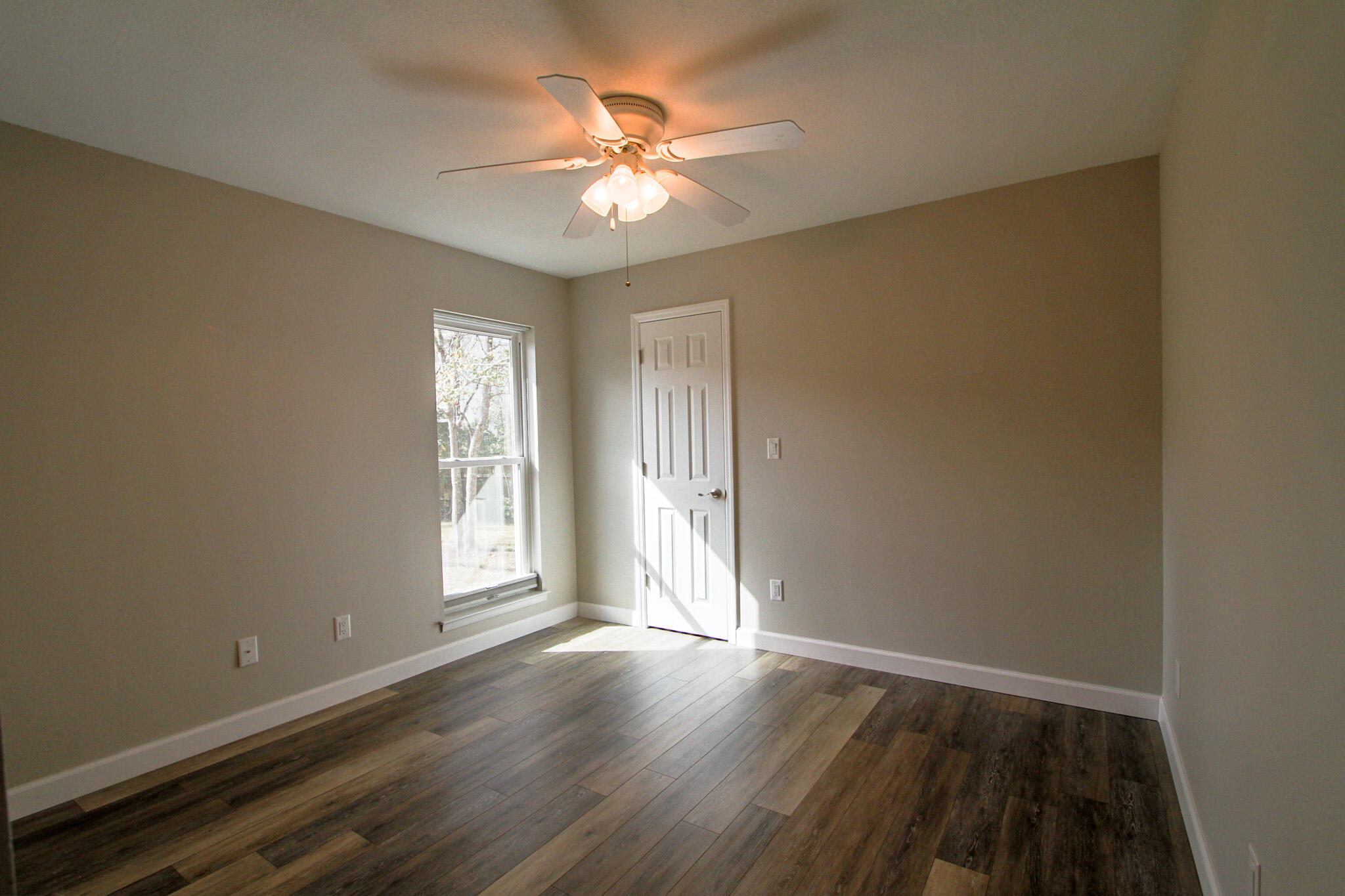 NO RECORDED SUBDIVISION - Residential