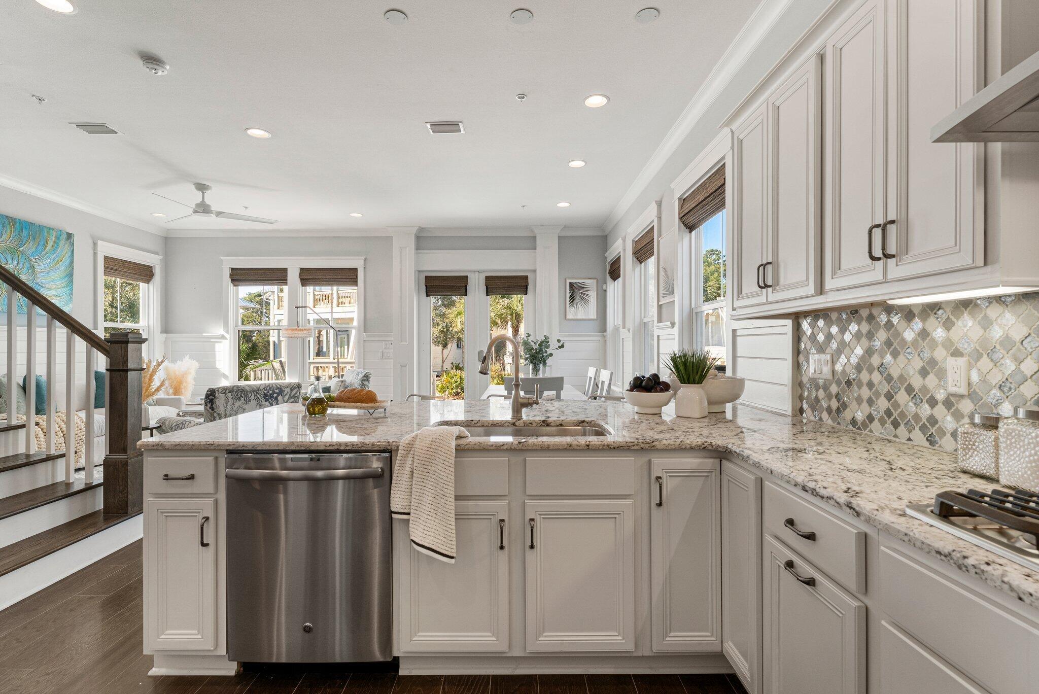 HIGHLAND PARKS - Residential