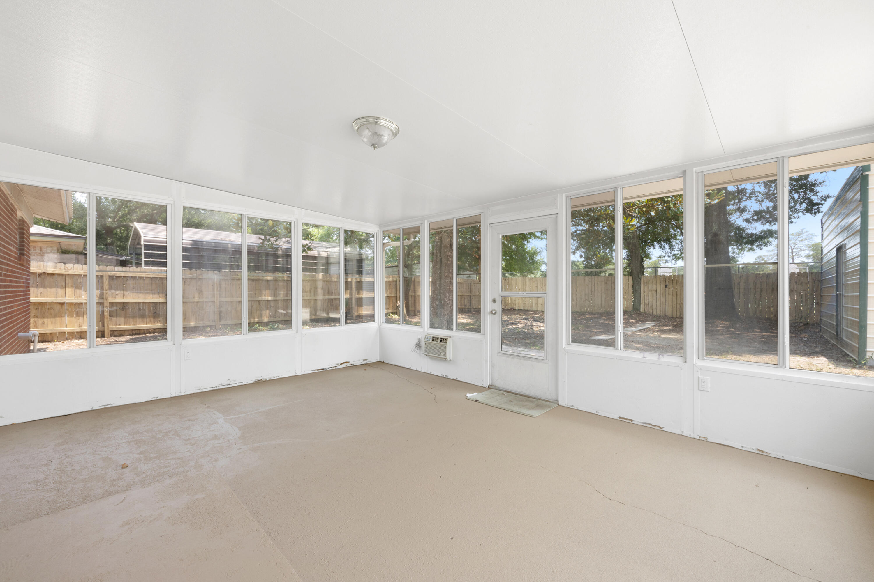 GARNIERS HEIGHTS 1ST ADDN - Residential