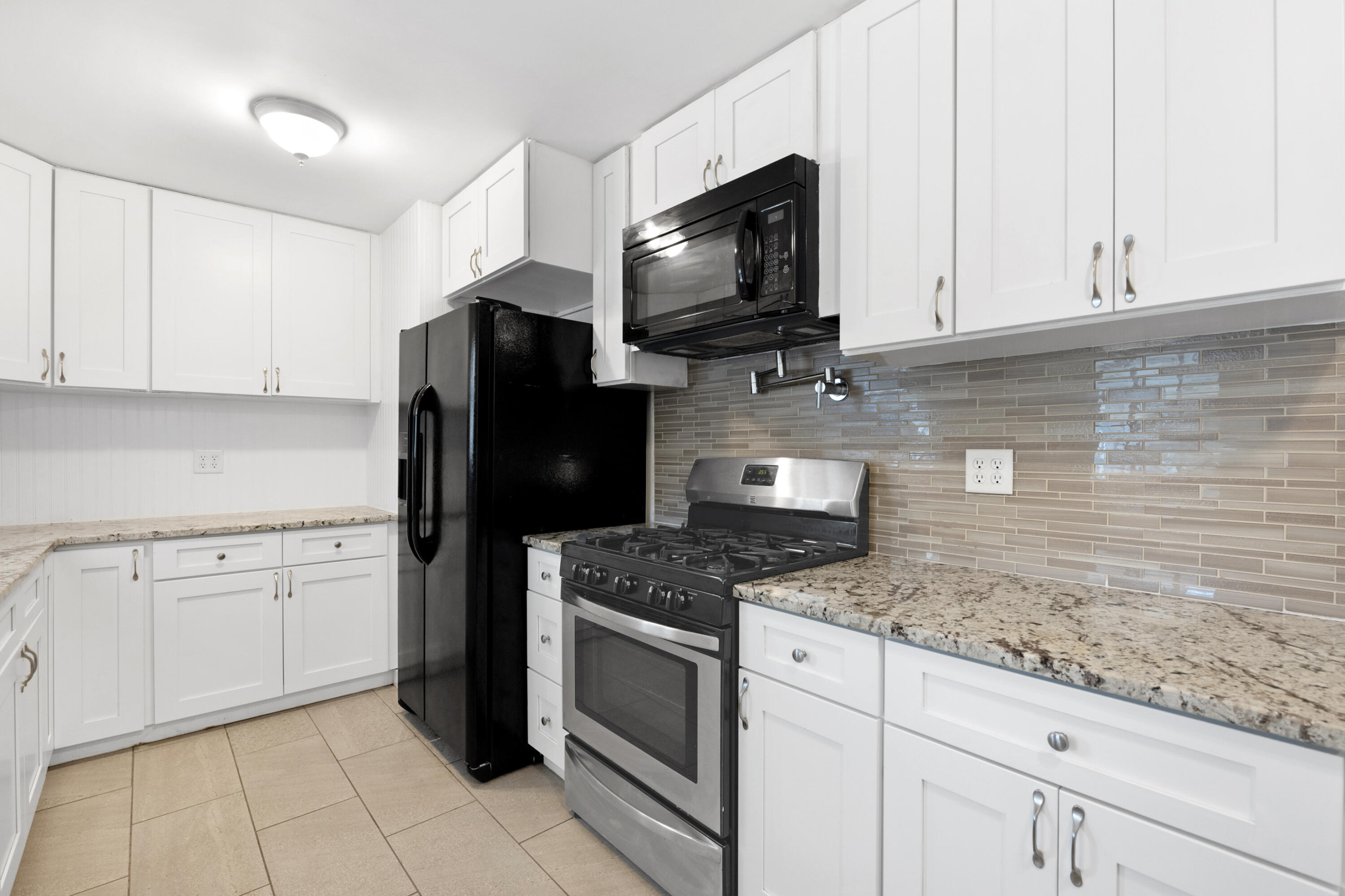 GARNIERS HEIGHTS 1ST ADDN - Residential