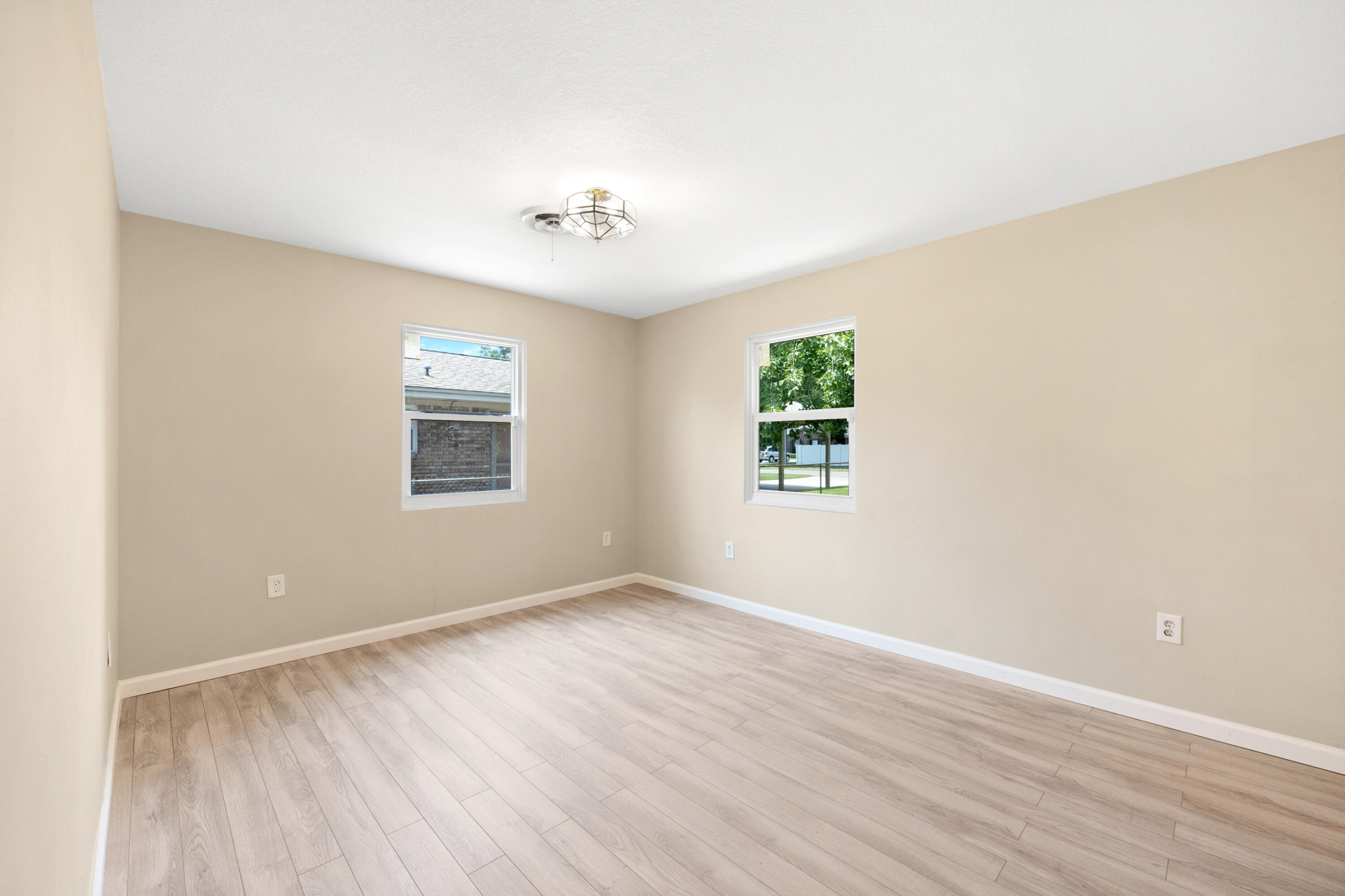 GARNIERS HEIGHTS 1ST ADDN - Residential