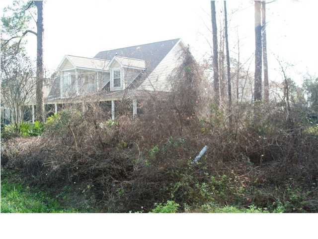 HOLIDAY SHORES ESTATES - Land