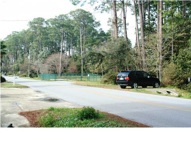 HOLIDAY SHORES ESTATES - Land