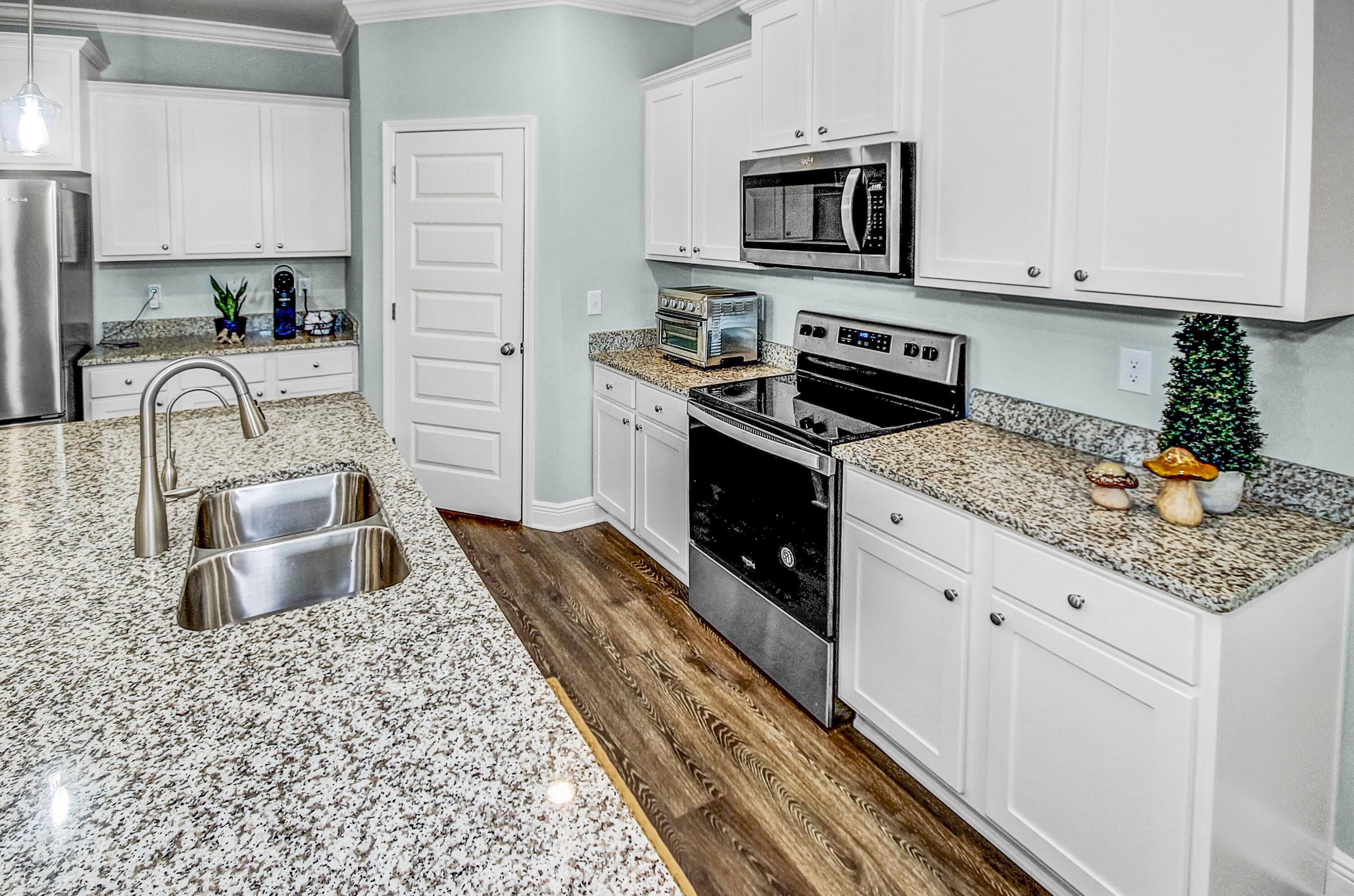 HAMMOCK BAY - Residential