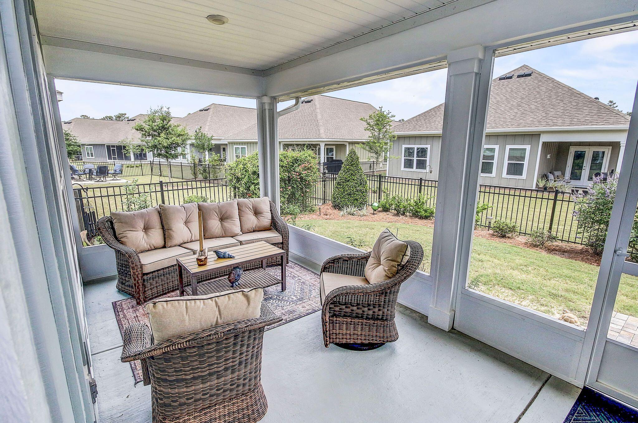 HAMMOCK BAY - Residential