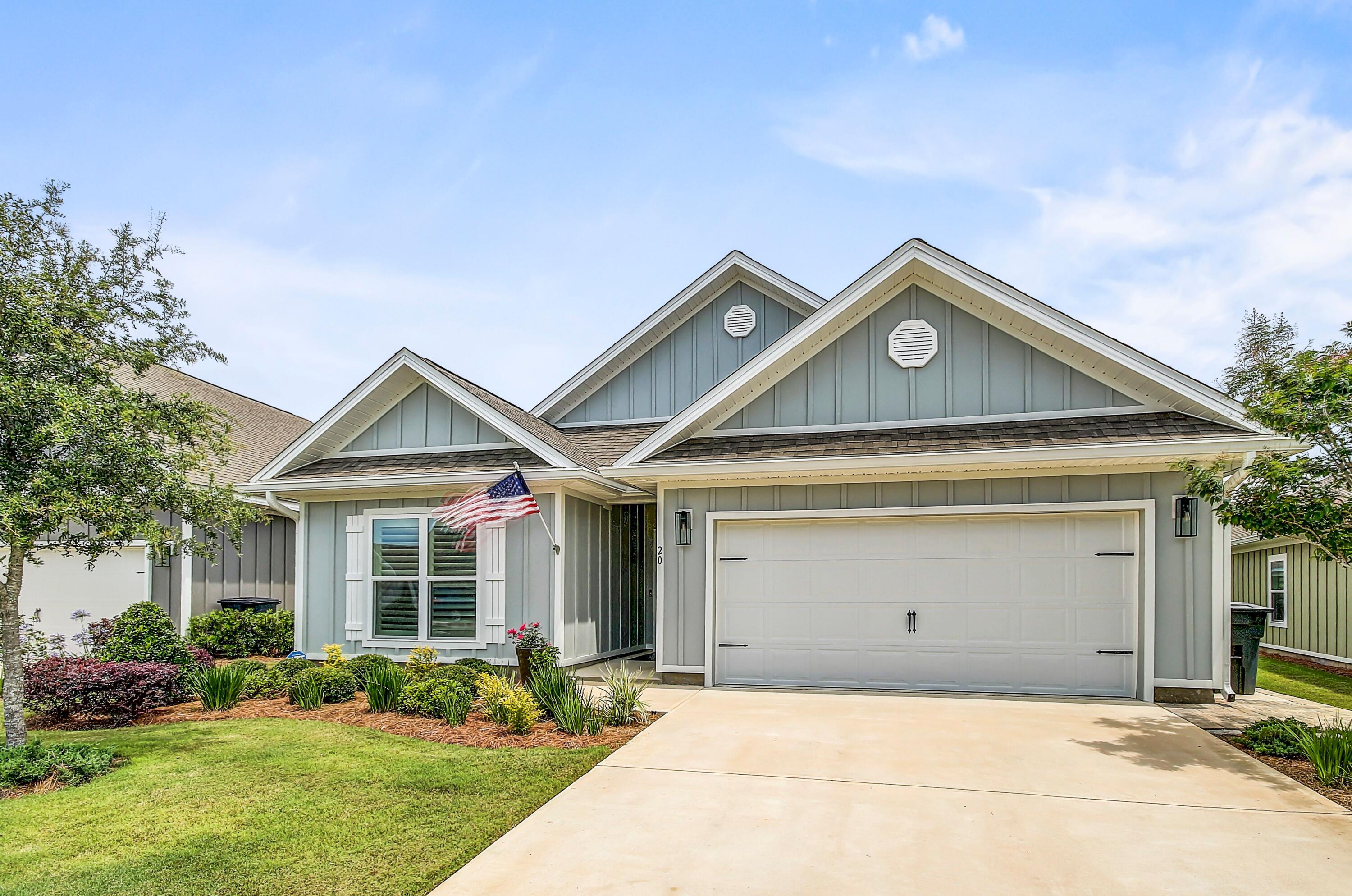 HAMMOCK BAY - Residential