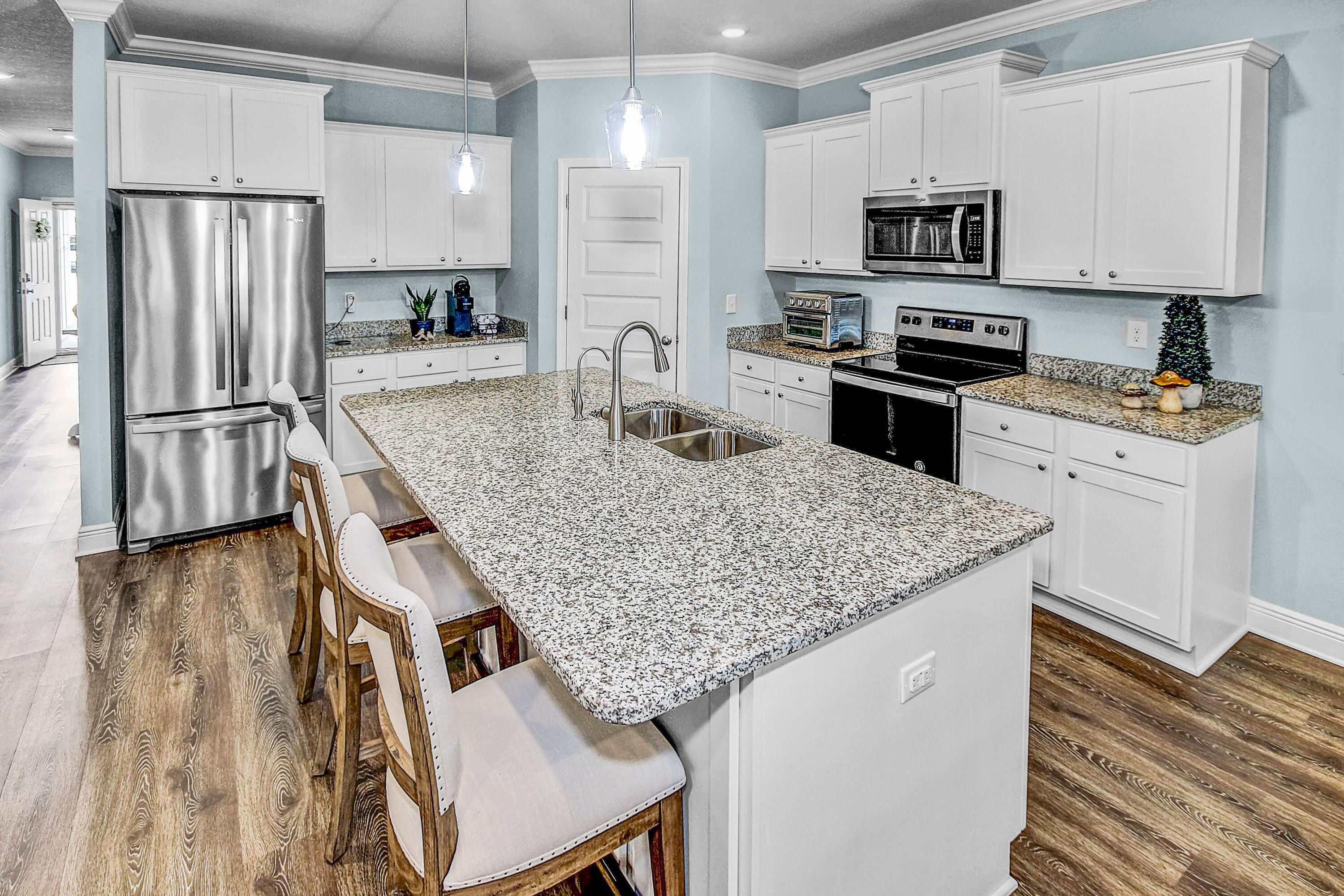 HAMMOCK BAY - Residential