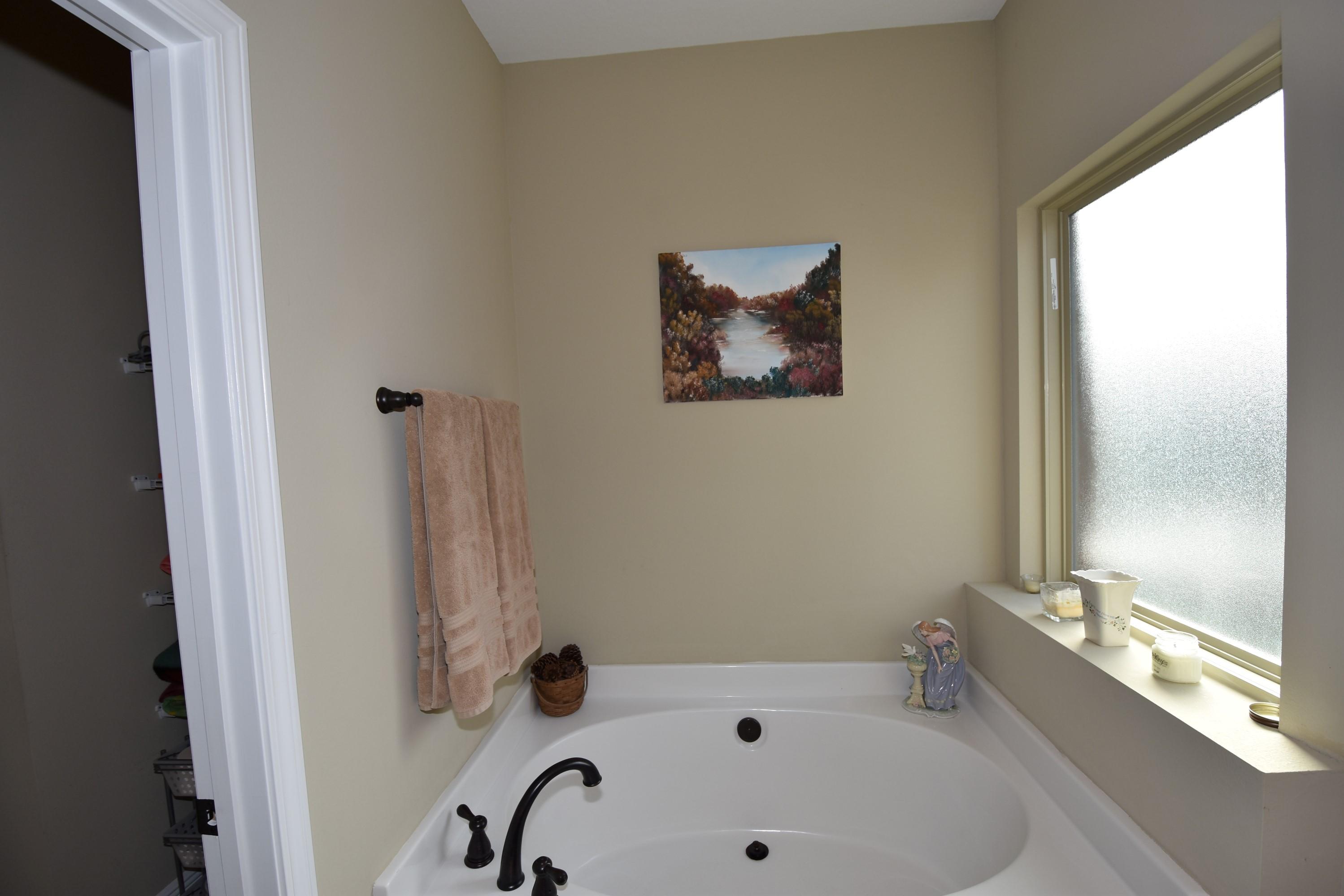 RIVERCHASE S/D PH 3 - Residential