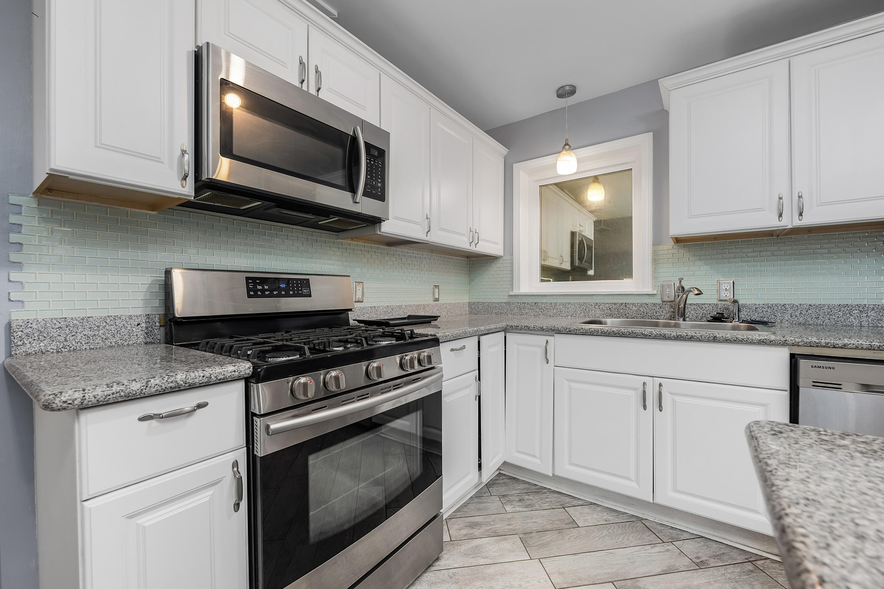 NO RECORDED SUBDIVISION - Residential