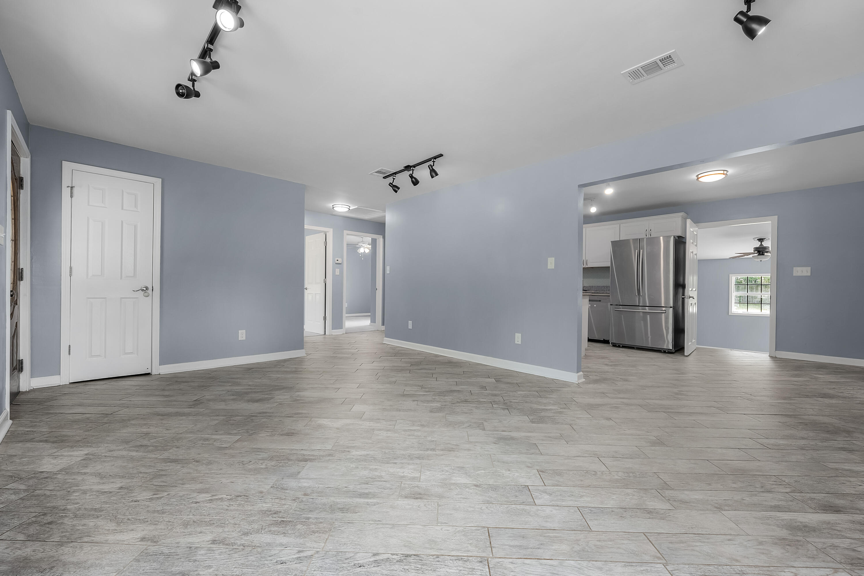 NO RECORDED SUBDIVISION - Residential